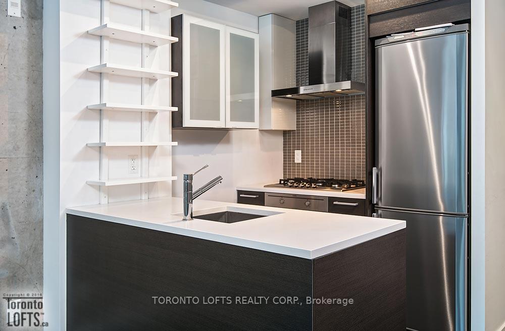 Photo 4 of Unit 611, 90 Broadview Avenue, Toronto, South Riverdale — HOMEH