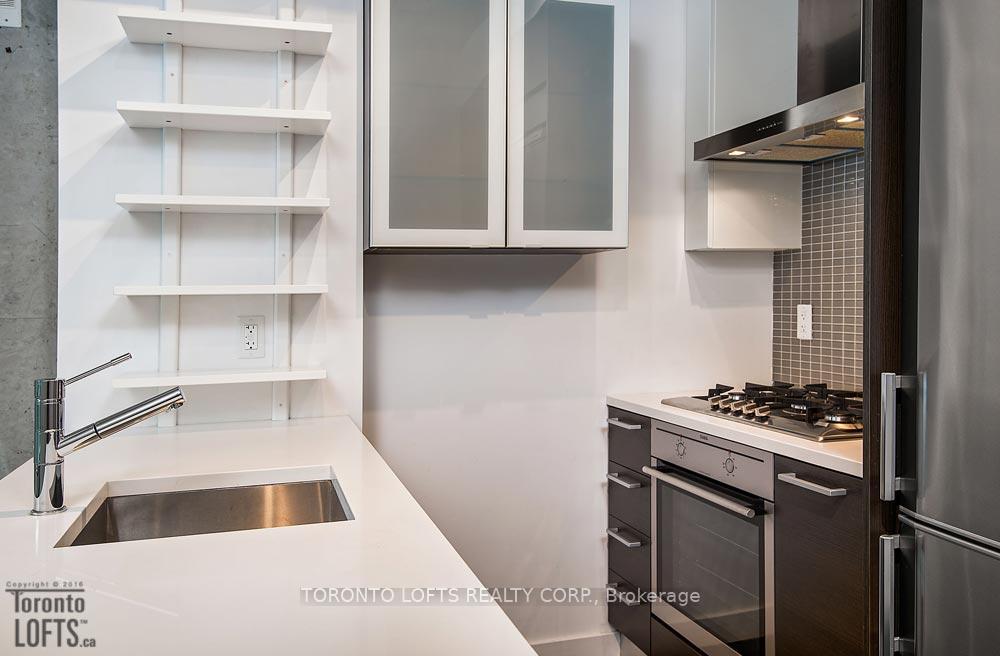Photo 5 of Unit 611, 90 Broadview Avenue, Toronto, South Riverdale — HOMEH