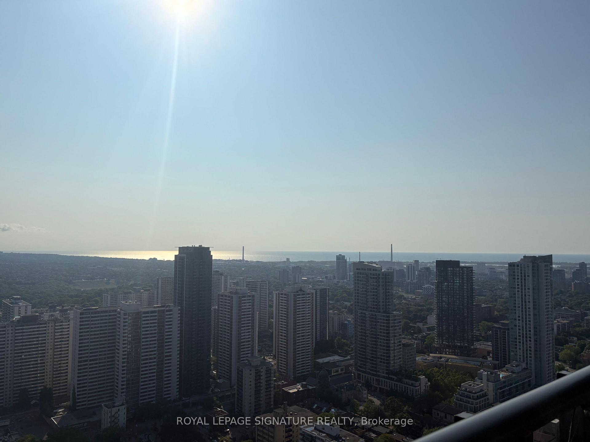 Photo 7 of Unit 4408, 110 Charles Street E, Toronto, Church-Yonge Corridor — HOMEH