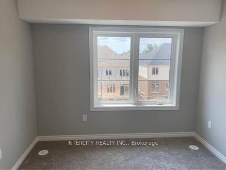 Photo 4 of 46 Wheat Lane, Kitchener — HOMEH