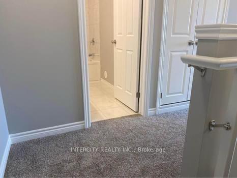 Photo 9 of 46 Wheat Lane, Kitchener — HOMEH