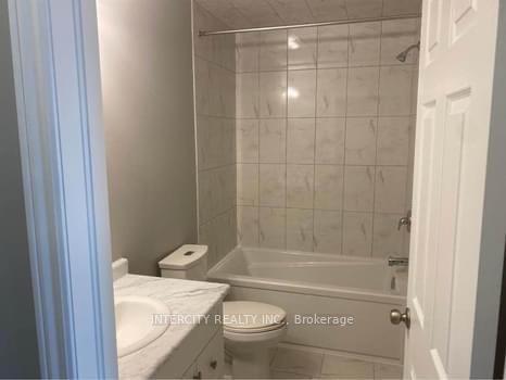 Photo 13 of 46 Wheat Lane, Kitchener — HOMEH