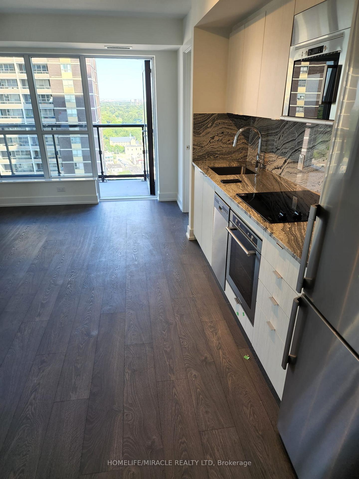 Photo 3 of Unit 2433, 5 Mabelle Avenue, Etobicoke, Islington-City Centre West — HOMEH