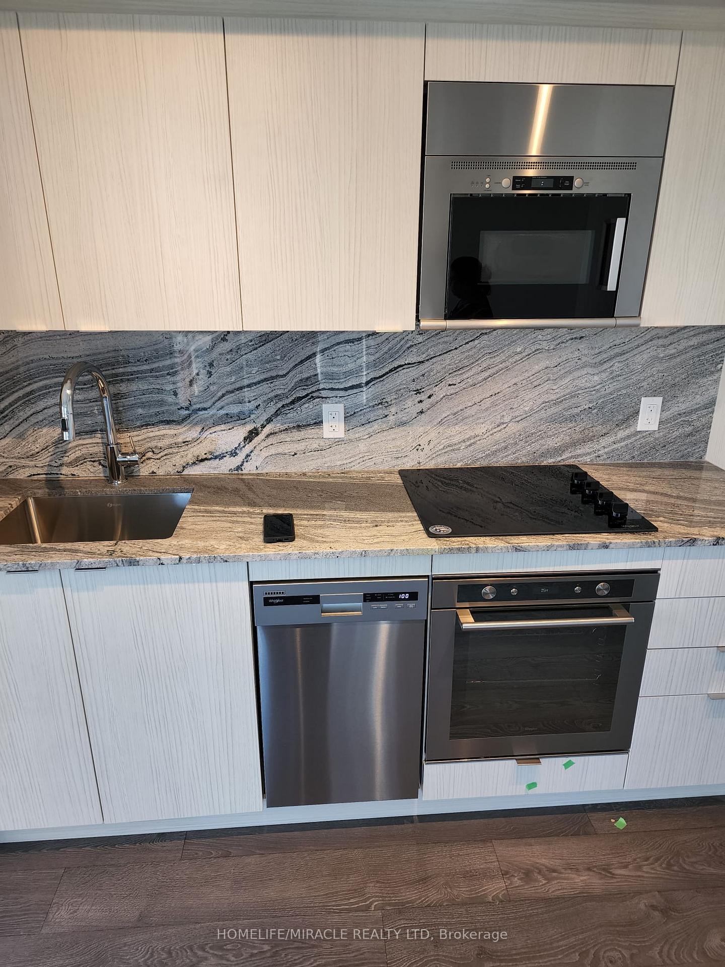 Photo 4 of Unit 2433, 5 Mabelle Avenue, Etobicoke, Islington-City Centre West — HOMEH