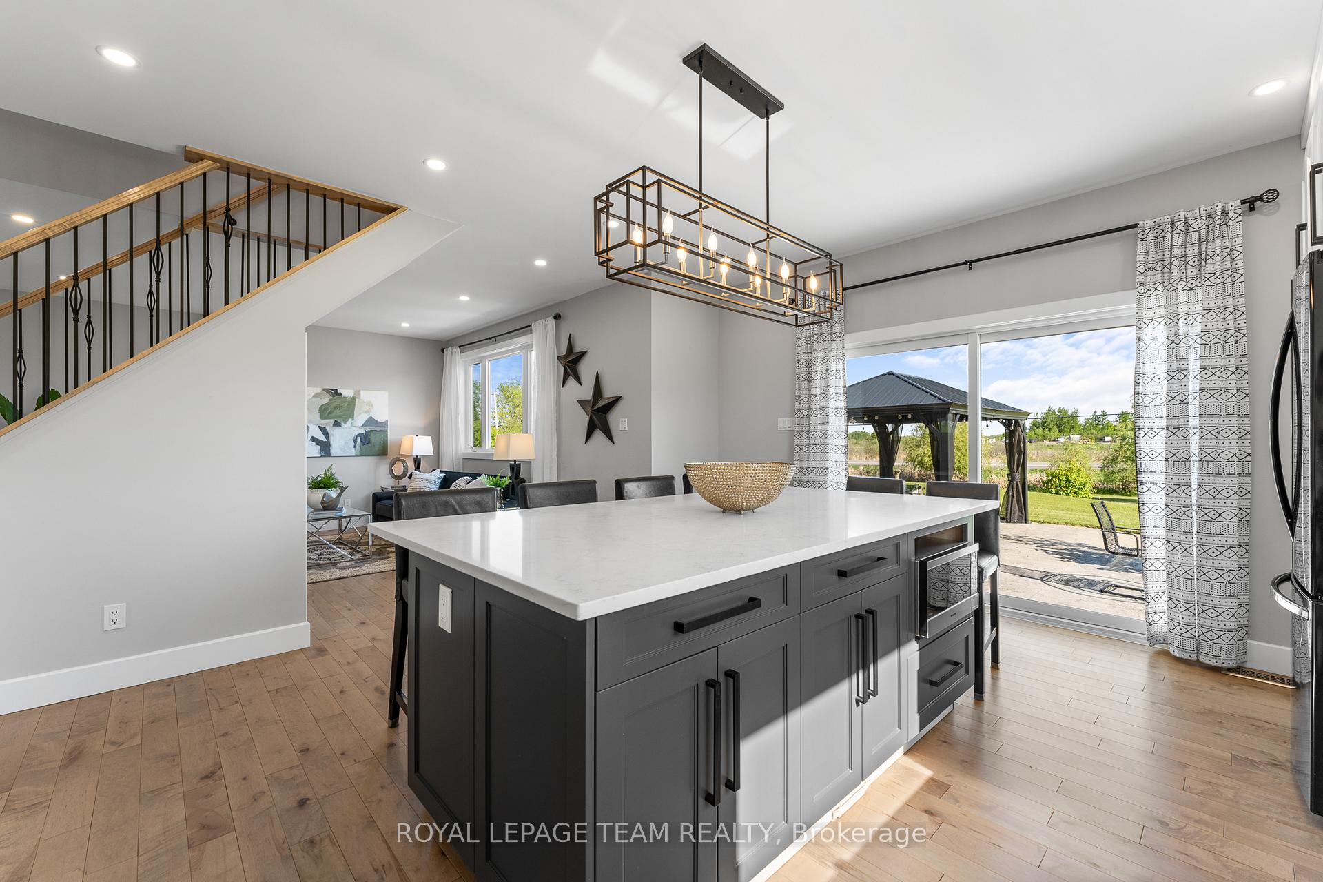 Photo 14 of 126 Grasshopper Lane, Ottawa, Dunrobin Shores — HOMEH