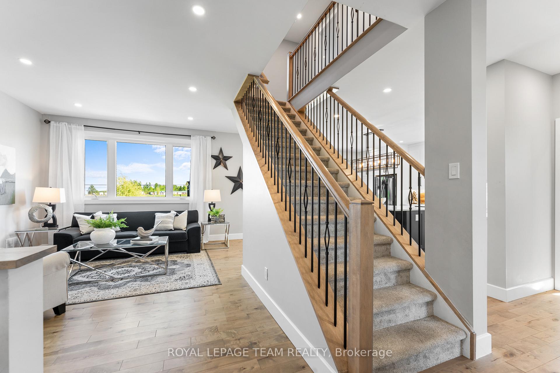 Photo 24 of 126 Grasshopper Lane, Ottawa, Dunrobin Shores — HOMEH