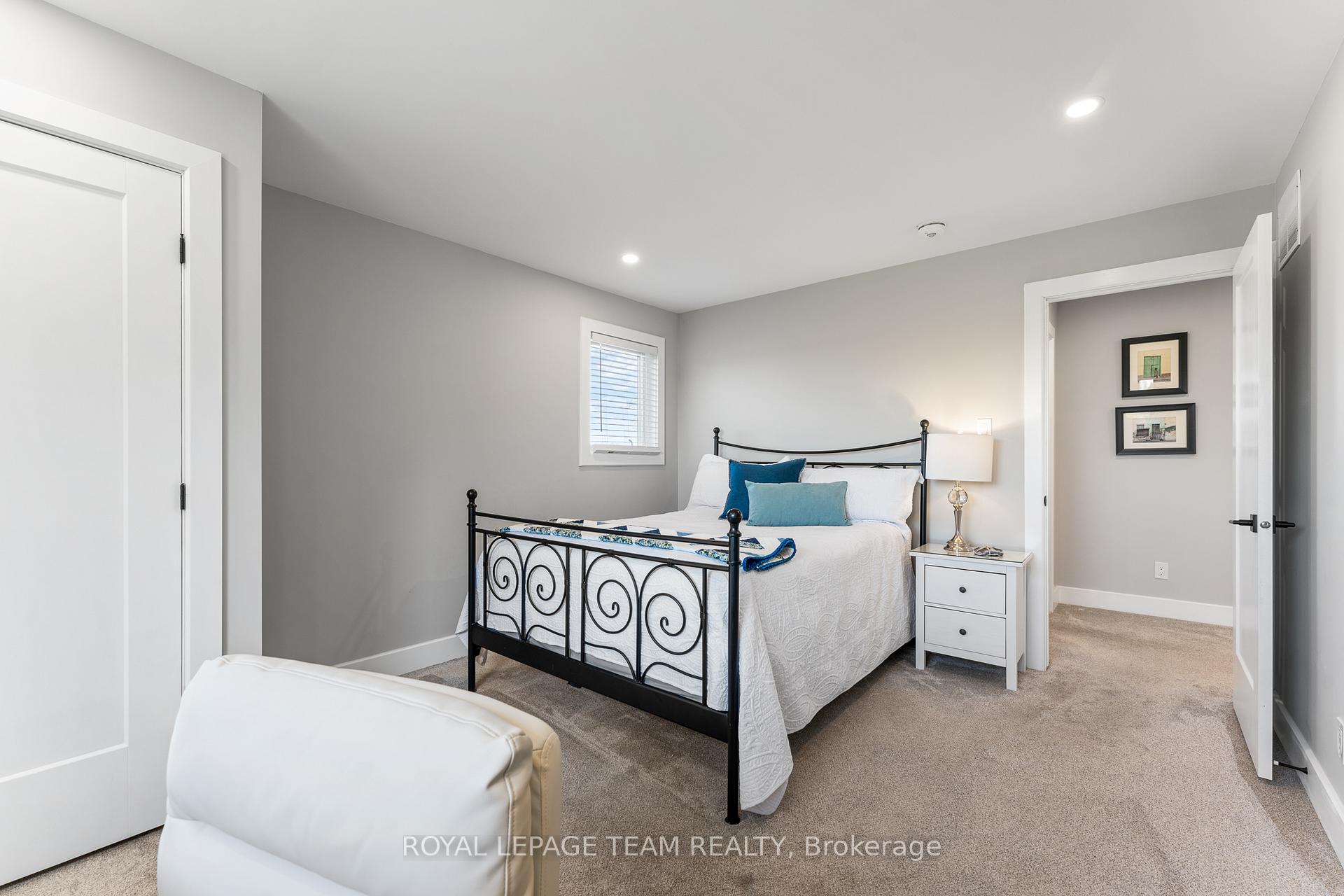 Photo 33 of 126 Grasshopper Lane, Ottawa, Dunrobin Shores — HOMEH