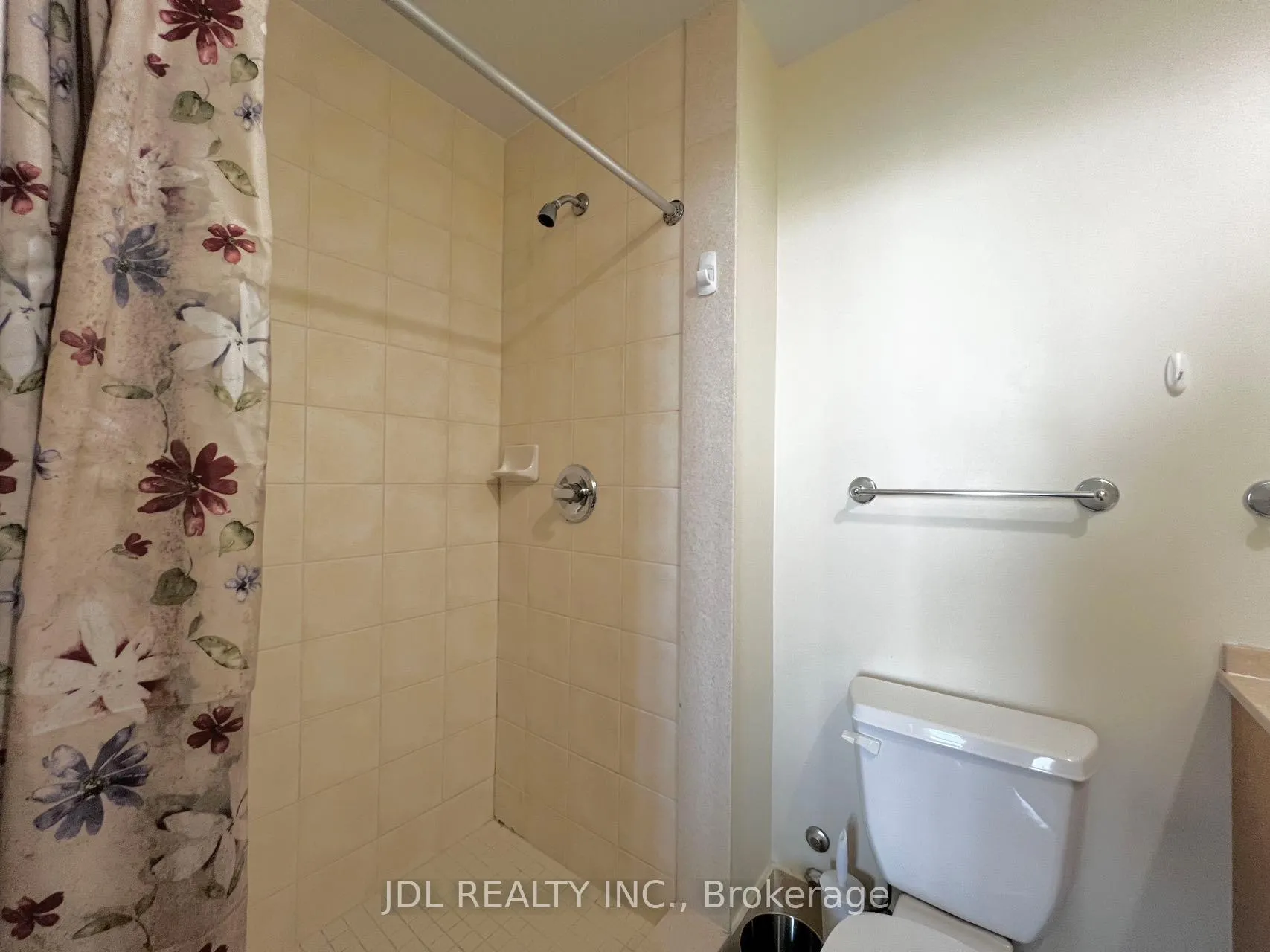 Photo 8 of Unit 2706, 1 King Street W, Toronto, Bay Street Corridor — HOMEH