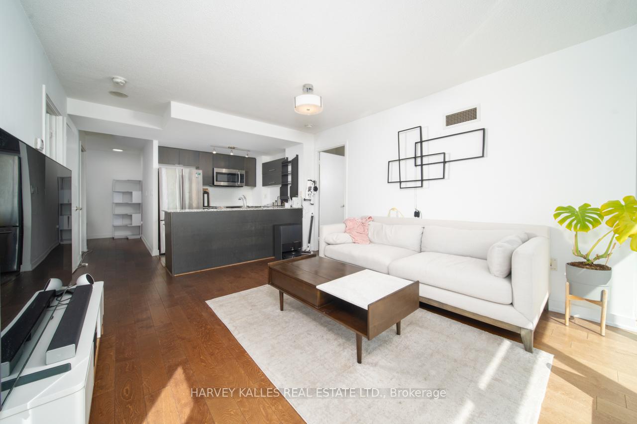 Photo 12 of Unit 3210, 15 Fort York Boulevard, Toronto, Waterfront Communities — HOMEH