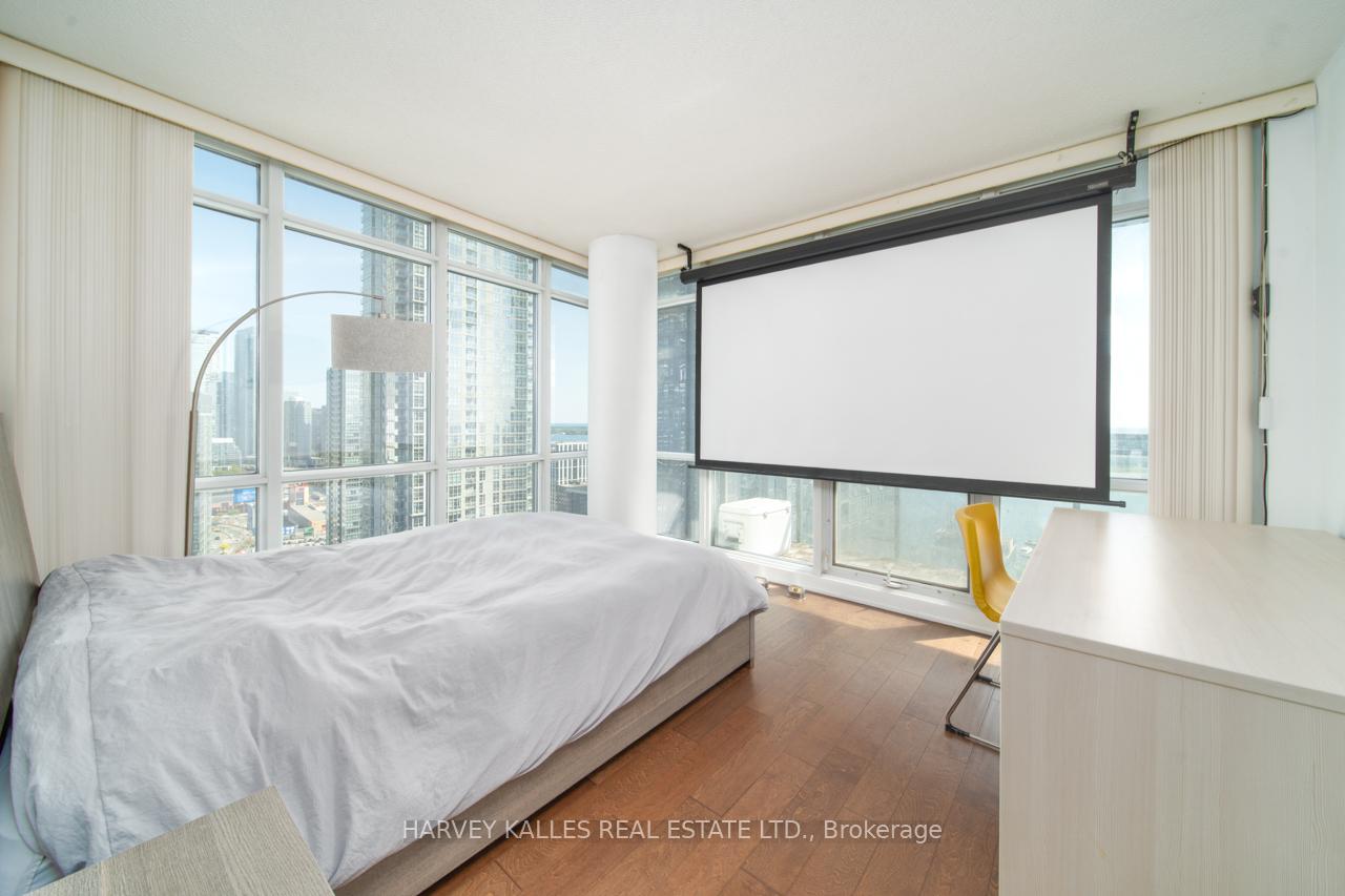 Photo 15 of Unit 3210, 15 Fort York Boulevard, Toronto, Waterfront Communities — HOMEH