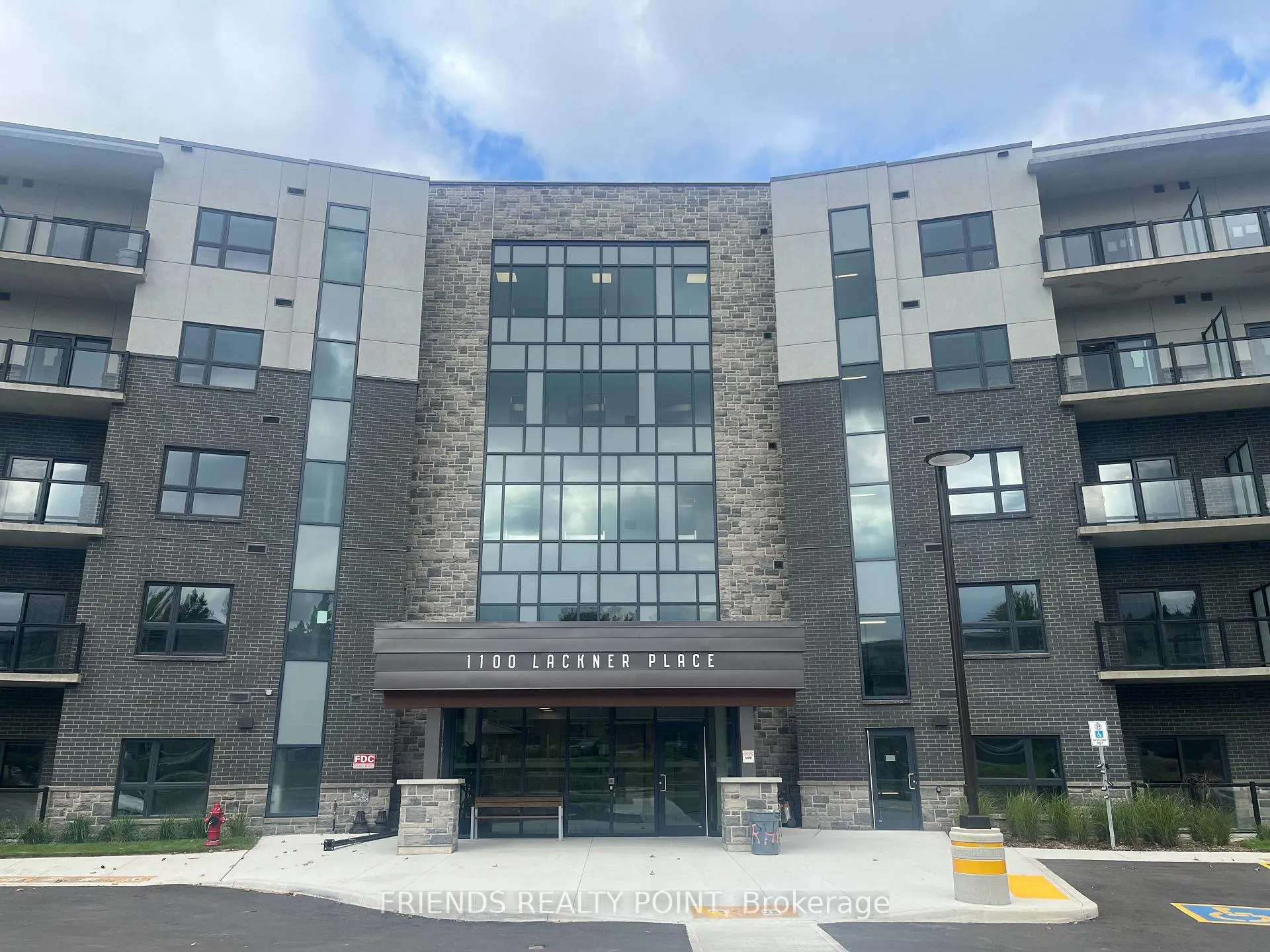 Photo 1 of Unit 316, 1100 Lackner Place S, Kitchener — HOMEH