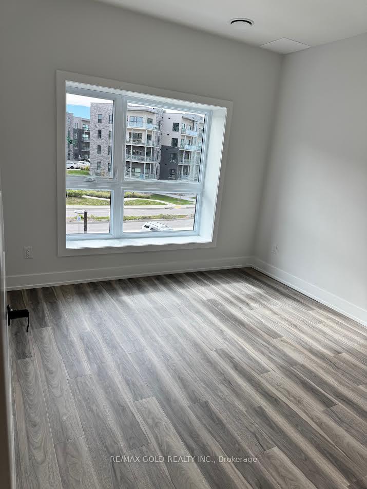Photo 7 of 1100 Lackner Place, Kitchener — HOMEH