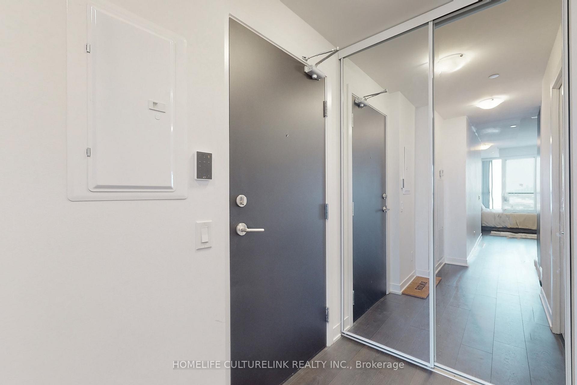 Photo 3 of Unit 3005, 87 Peter Street, Toronto, Waterfront Communities — HOMEH