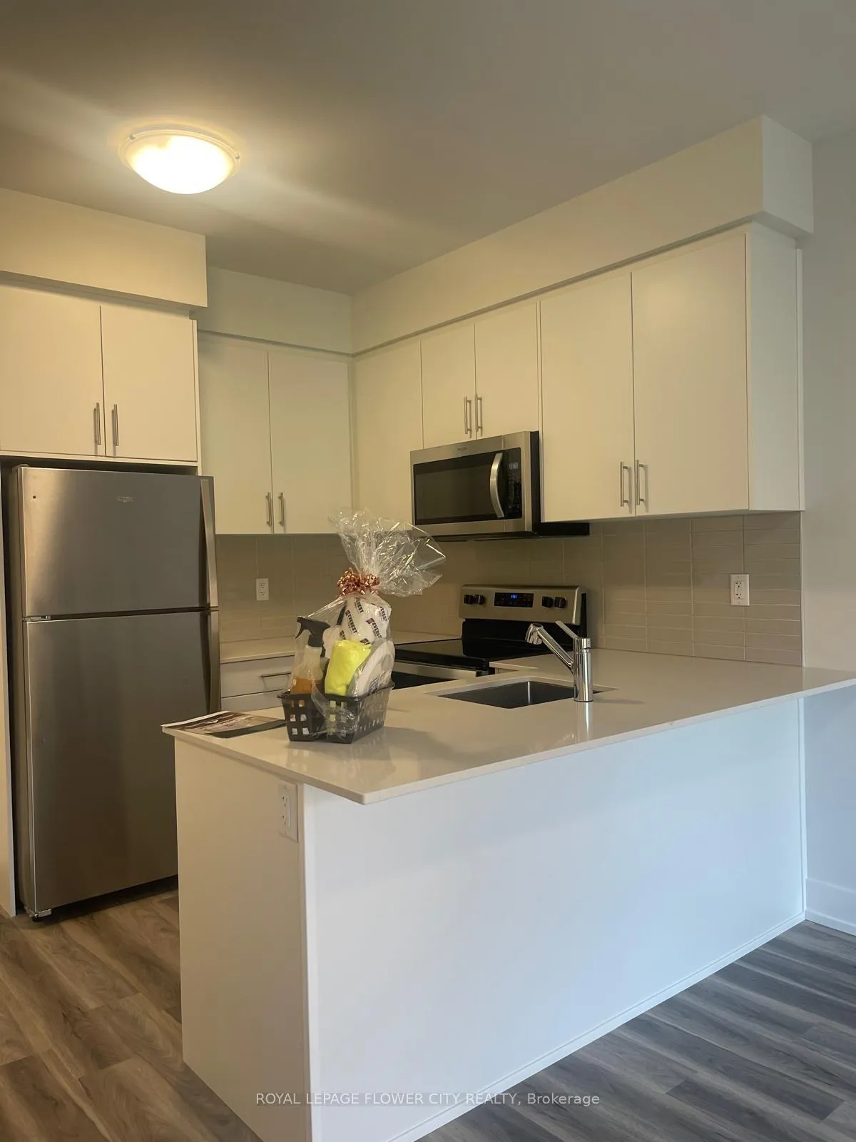 Photo 6 of Unit 223, 1100 Lackner Place, Kitchener — HOMEH