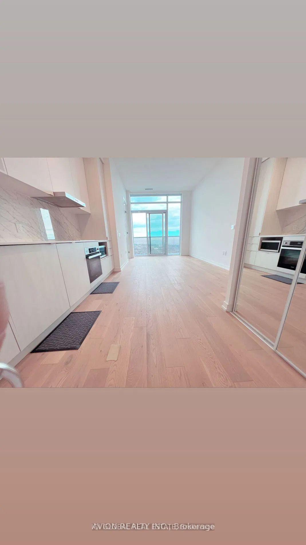 Photo 3 of Unit Ph1-05, 138 Downes Street, Toronto, Waterfront Communities — HOMEH