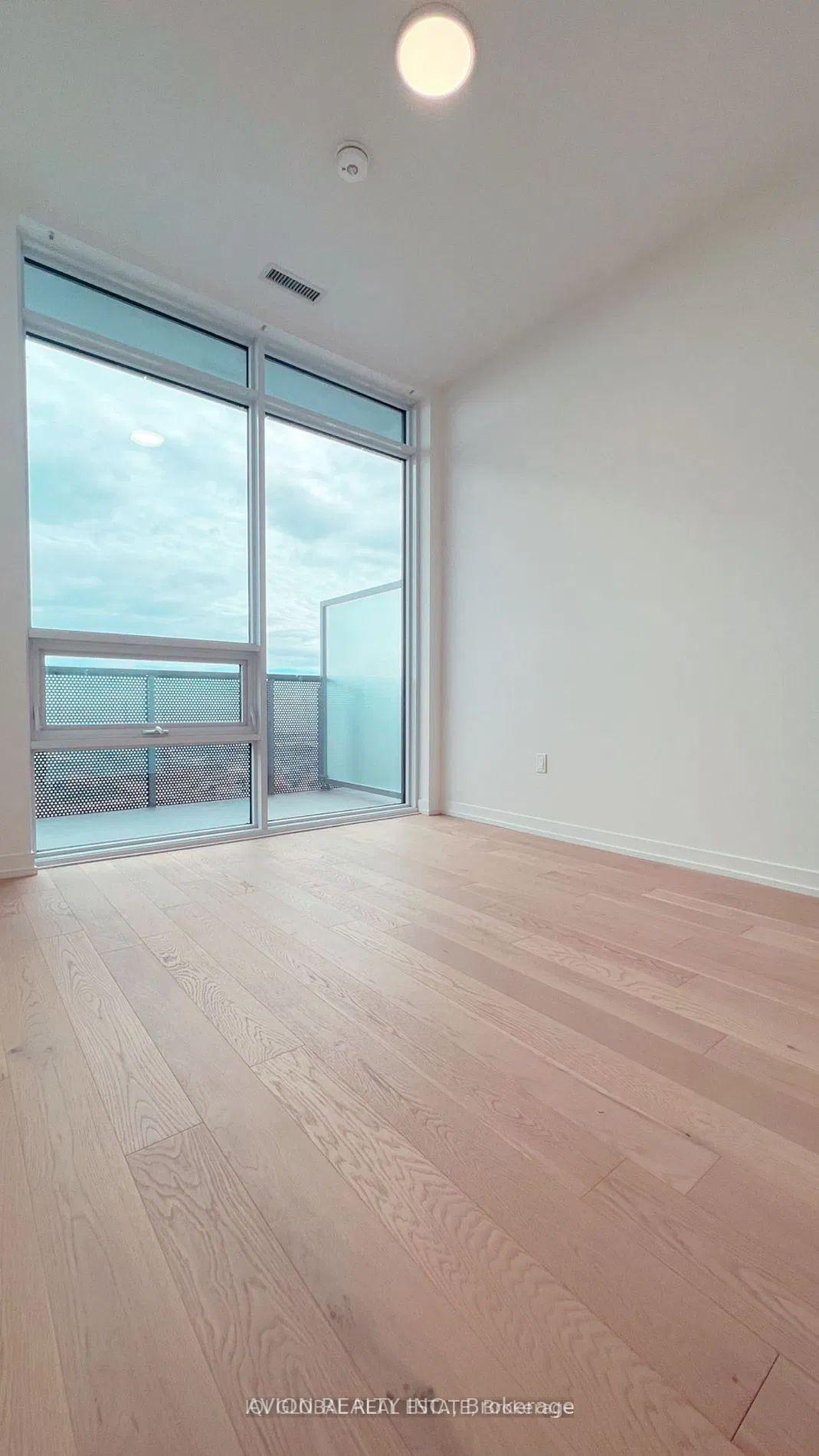 Photo 4 of Unit Ph1-05, 138 Downes Street, Toronto, Waterfront Communities — HOMEH
