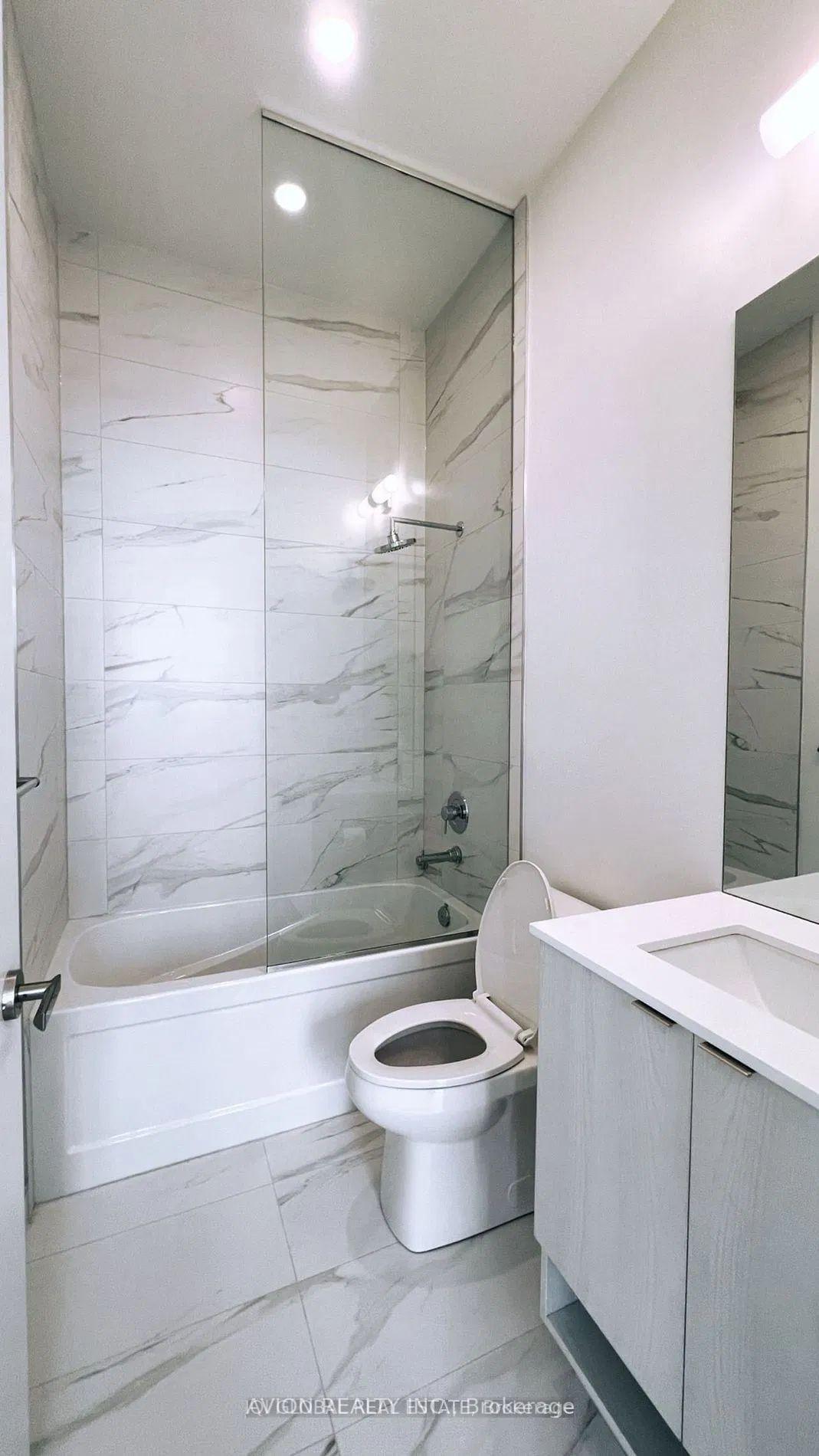 Photo 6 of Unit Ph1-05, 138 Downes Street, Toronto, Waterfront Communities — HOMEH