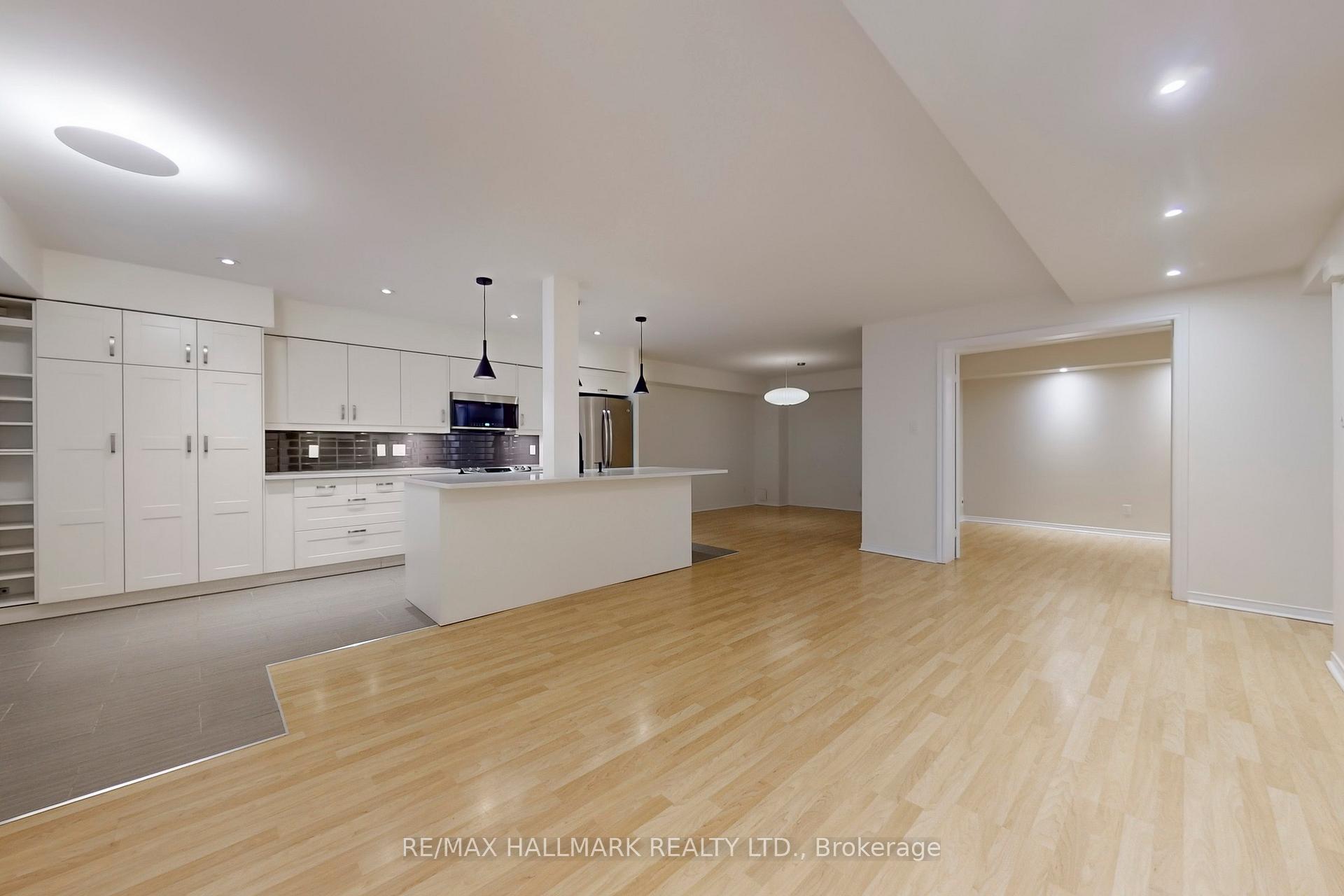 Photo 6 of Unit 608, 12 Sudbury Street, Toronto, Niagara — HOMEH