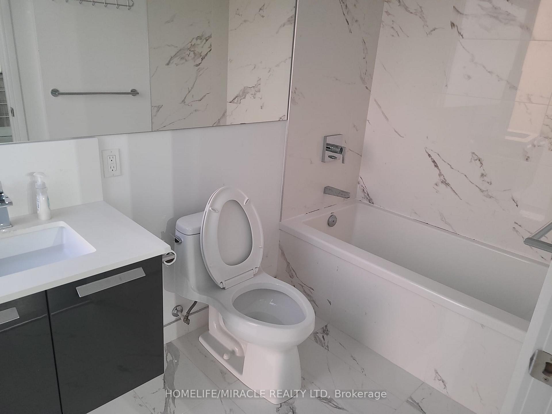 Photo 6 of Unit 2701, 28 Wellesley Street E, Toronto, Church-Yonge Corridor — HOMEH