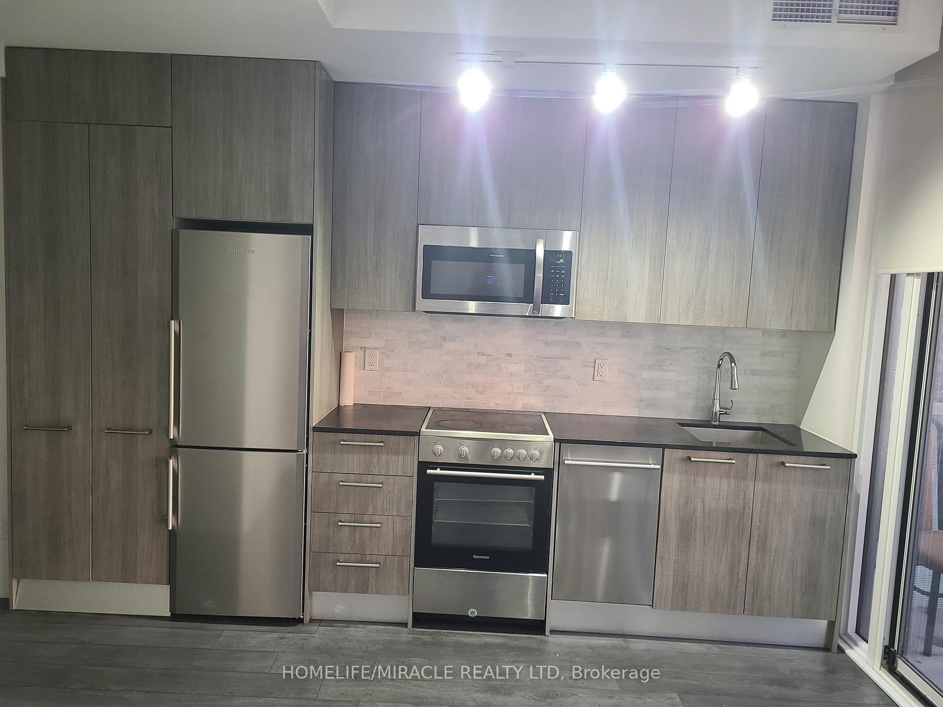 Photo 8 of Unit 2701, 28 Wellesley Street E, Toronto, Church-Yonge Corridor — HOMEH