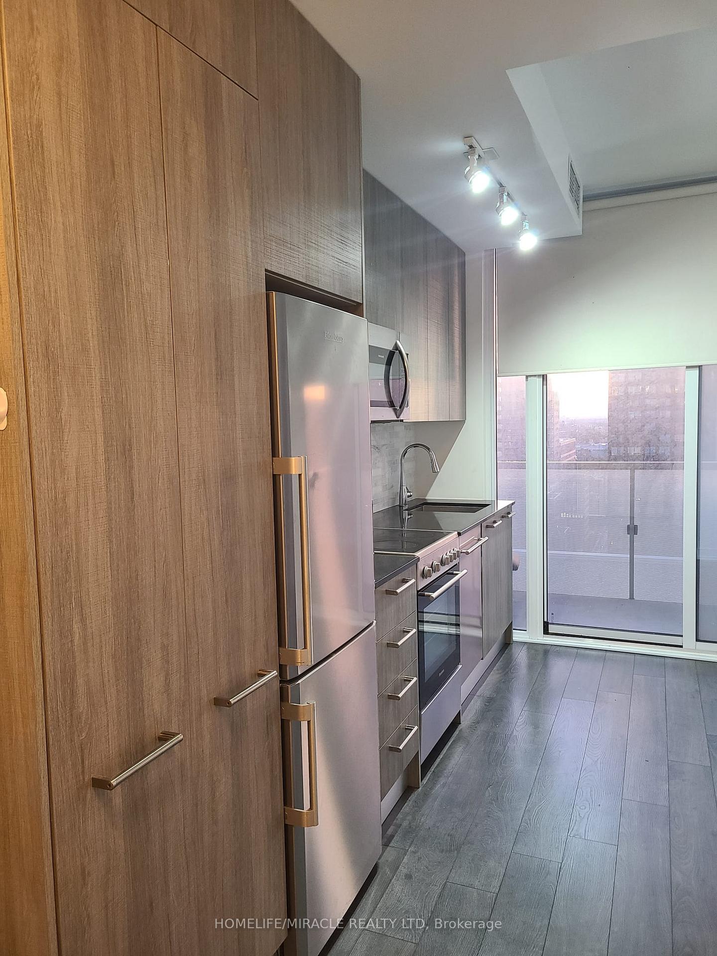Photo 9 of Unit 2701, 28 Wellesley Street E, Toronto, Church-Yonge Corridor — HOMEH