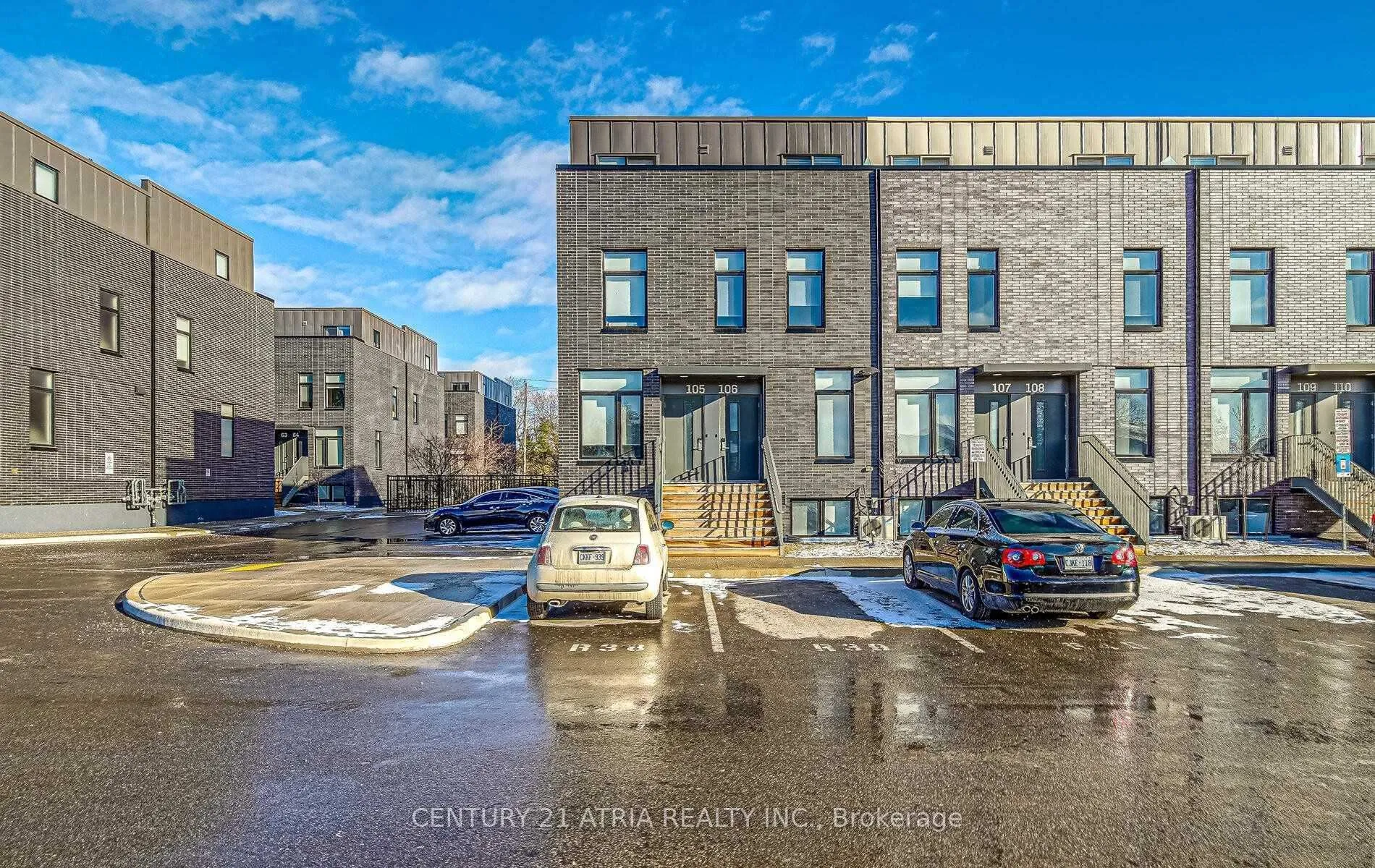 Photo 1 of Unit 105, 1780 Simcoe Street N, Oshawa, Samac — HOMEH