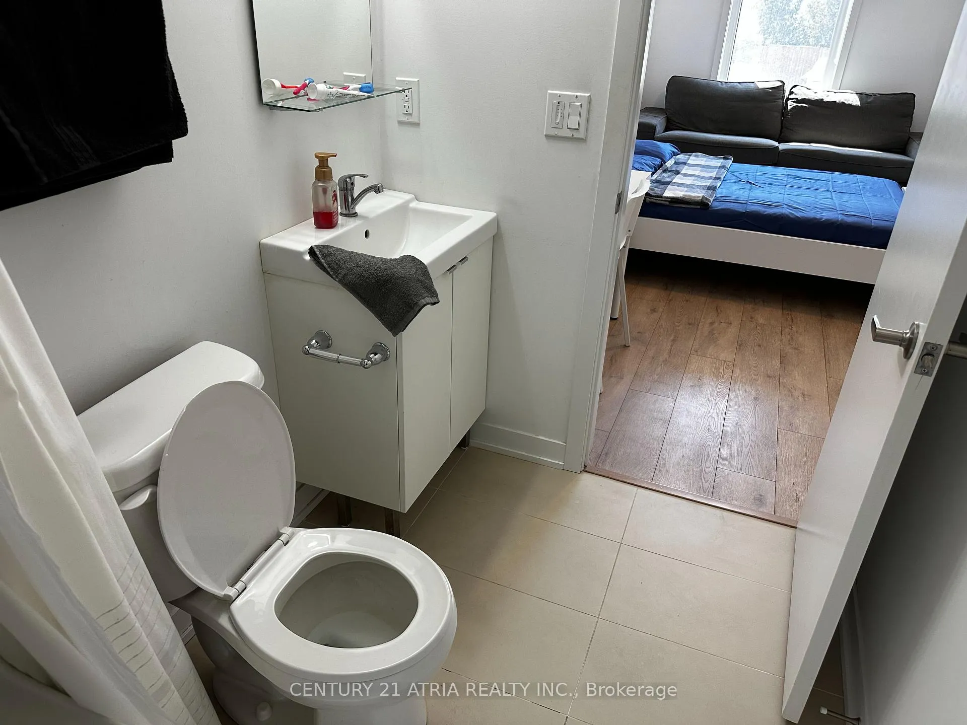 Photo 7 of Unit 105, 1780 Simcoe Street N, Oshawa, Samac — HOMEH