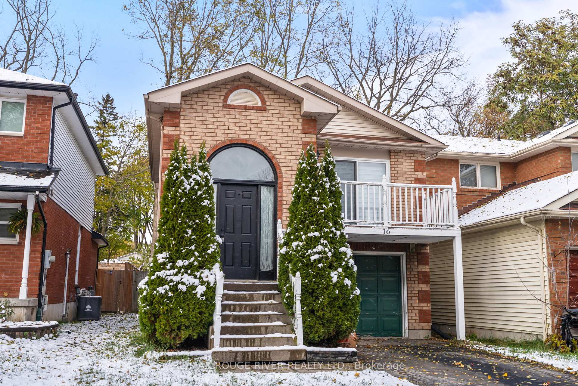 Photo 1 of 16 Borland Court, Clarington, Bowmanville — HOMEH