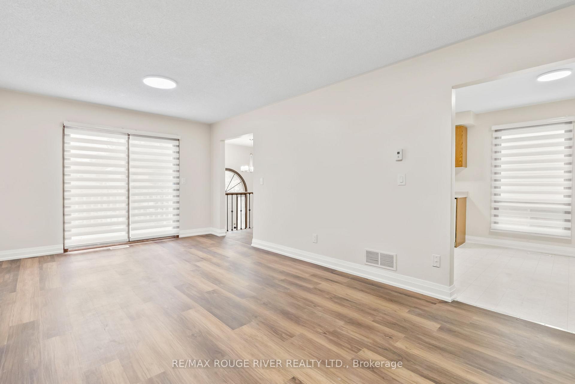 Photo 8 of 16 Borland Court, Clarington, Bowmanville — HOMEH
