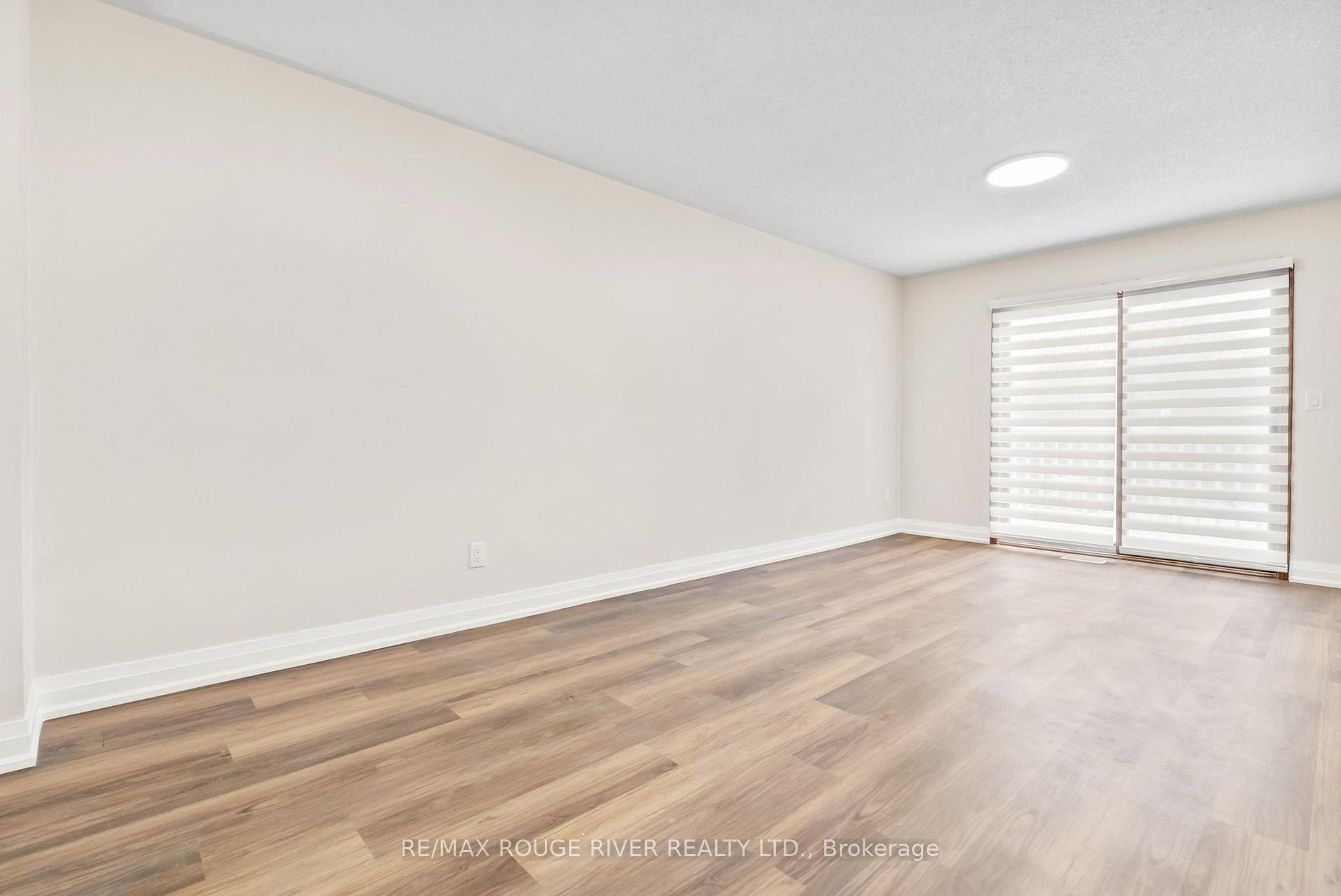 Photo 9 of 16 Borland Court, Clarington, Bowmanville — HOMEH