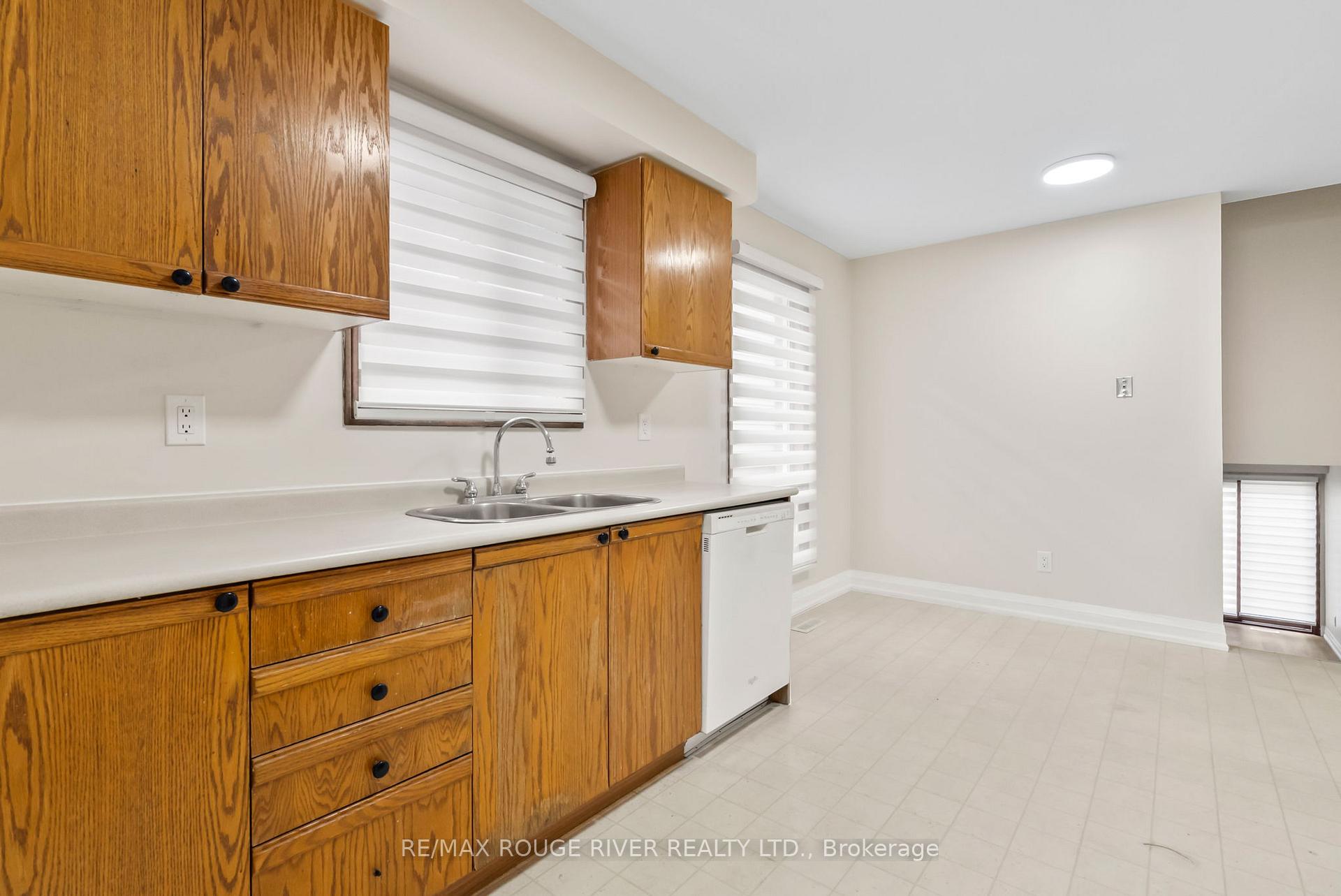 Photo 15 of 16 Borland Court, Clarington, Bowmanville — HOMEH