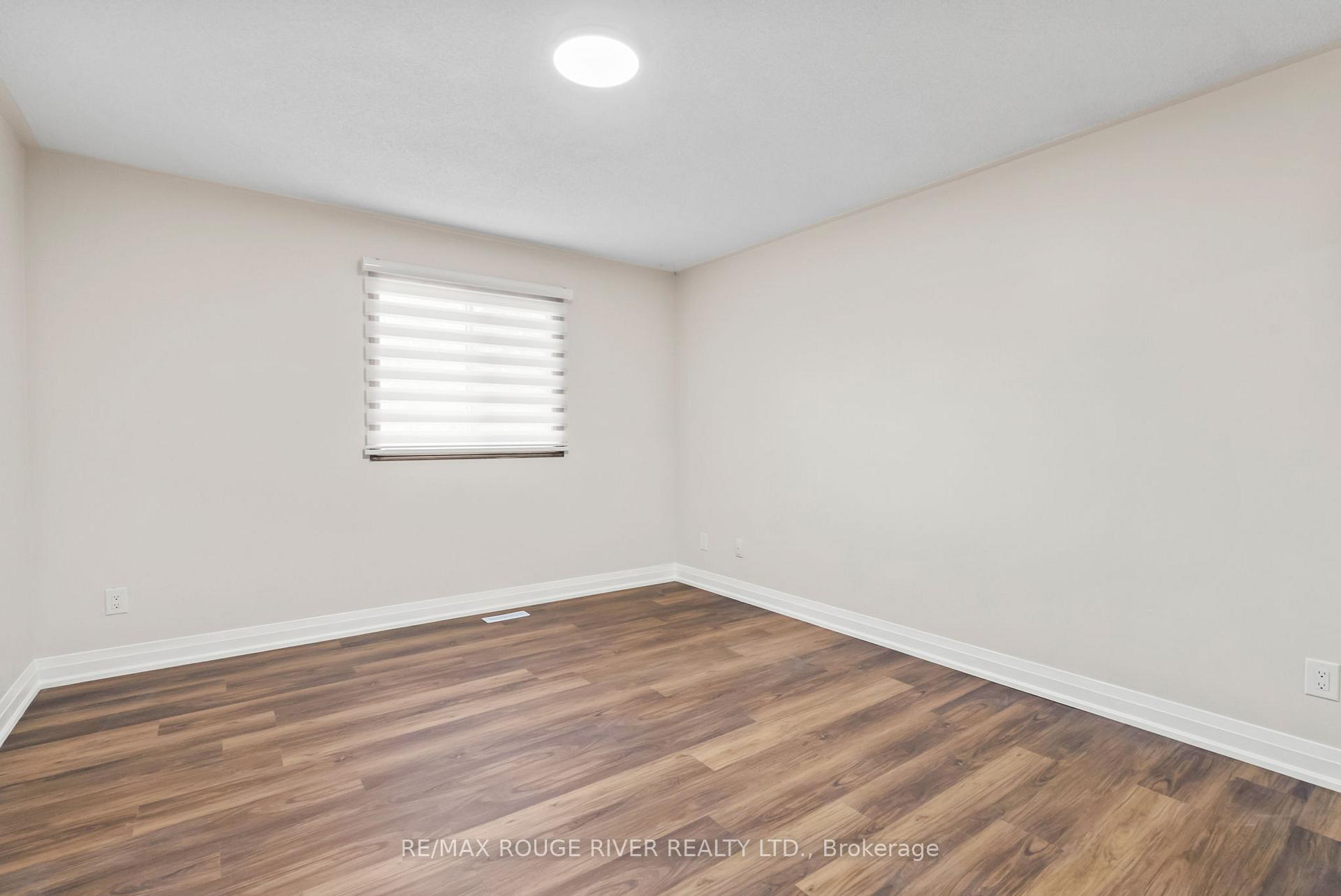 Photo 20 of 16 Borland Court, Clarington, Bowmanville — HOMEH