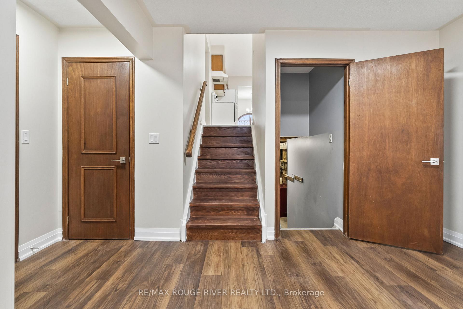 Photo 37 of 16 Borland Court, Clarington, Bowmanville — HOMEH