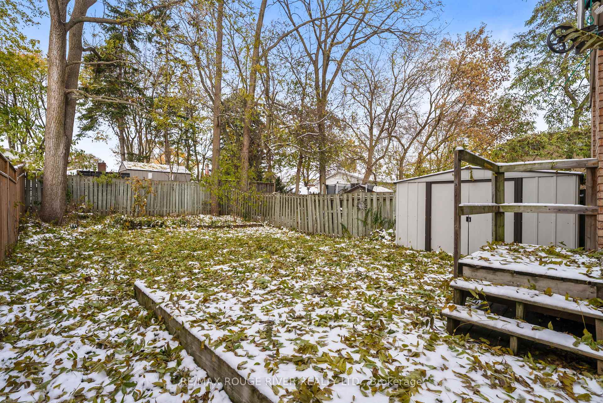 Photo 38 of 16 Borland Court, Clarington, Bowmanville — HOMEH