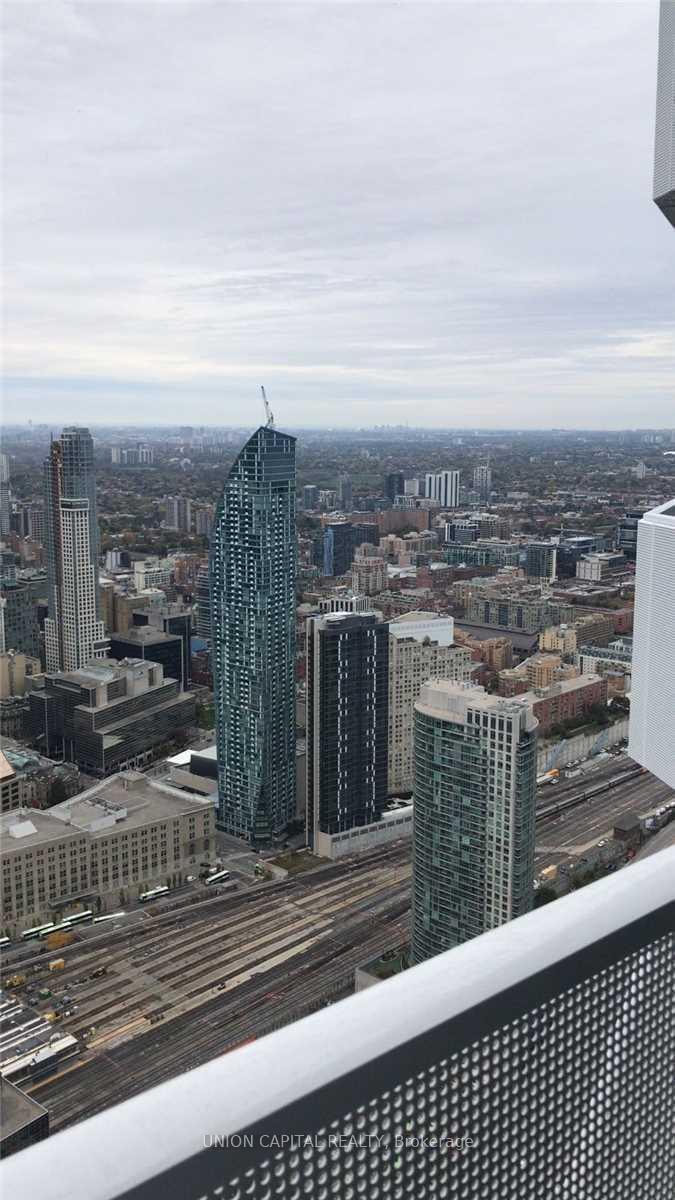 Photo 12 of Unit 7002, 88 Harbour Street, Toronto, Waterfront Communities — HOMEH