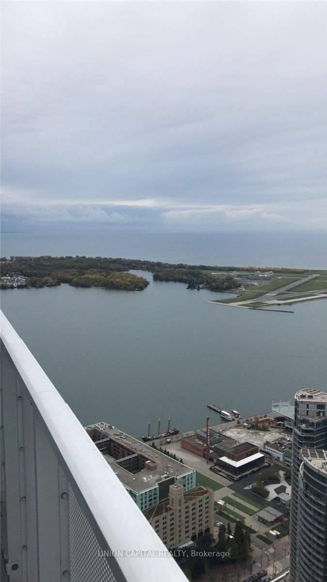 Photo 13 of Unit 7002, 88 Harbour Street, Toronto, Waterfront Communities — HOMEH