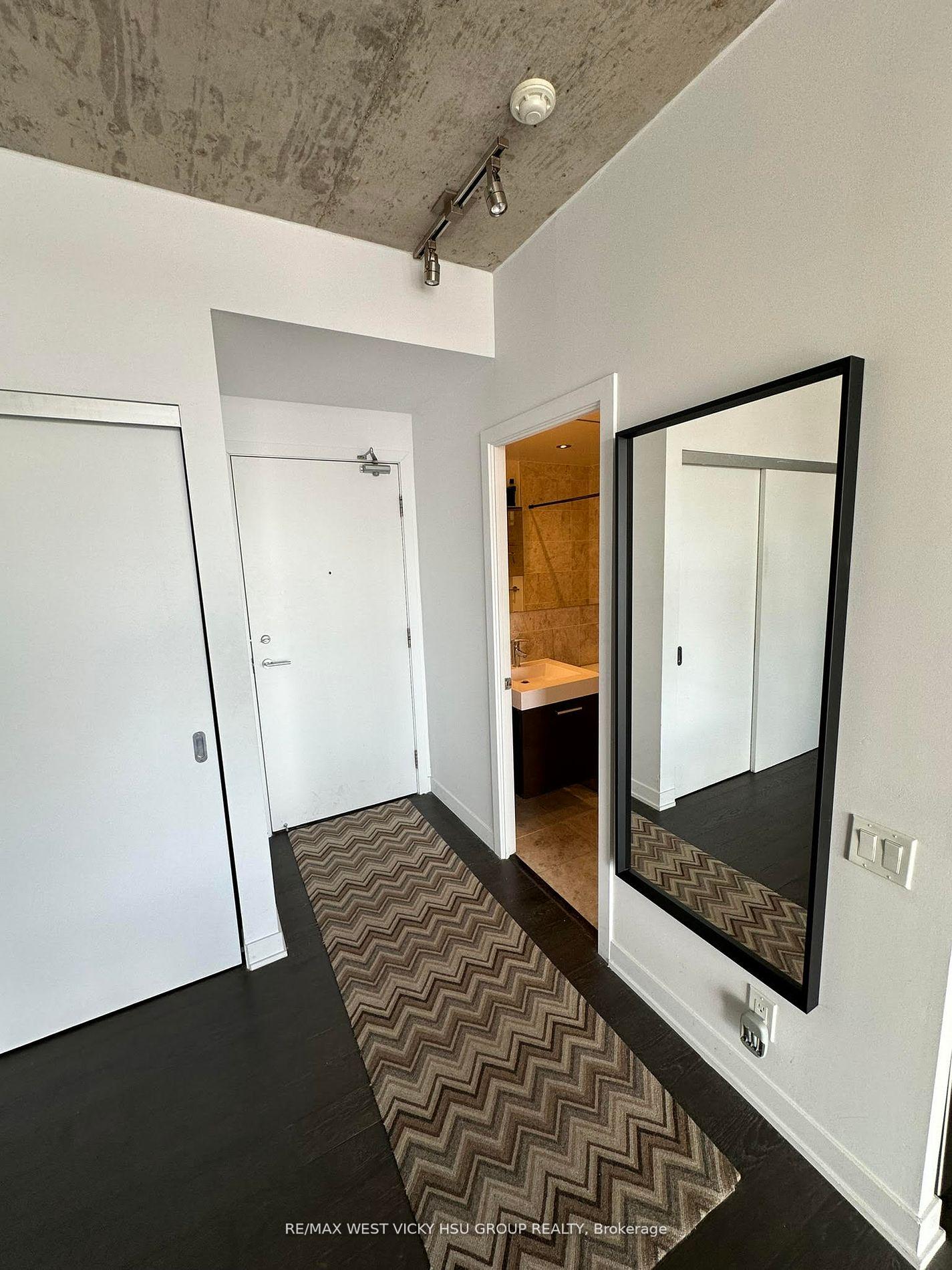 Photo 3 of Unit 1308, 318 King Street E, Toronto, Moss Park — HOMEH