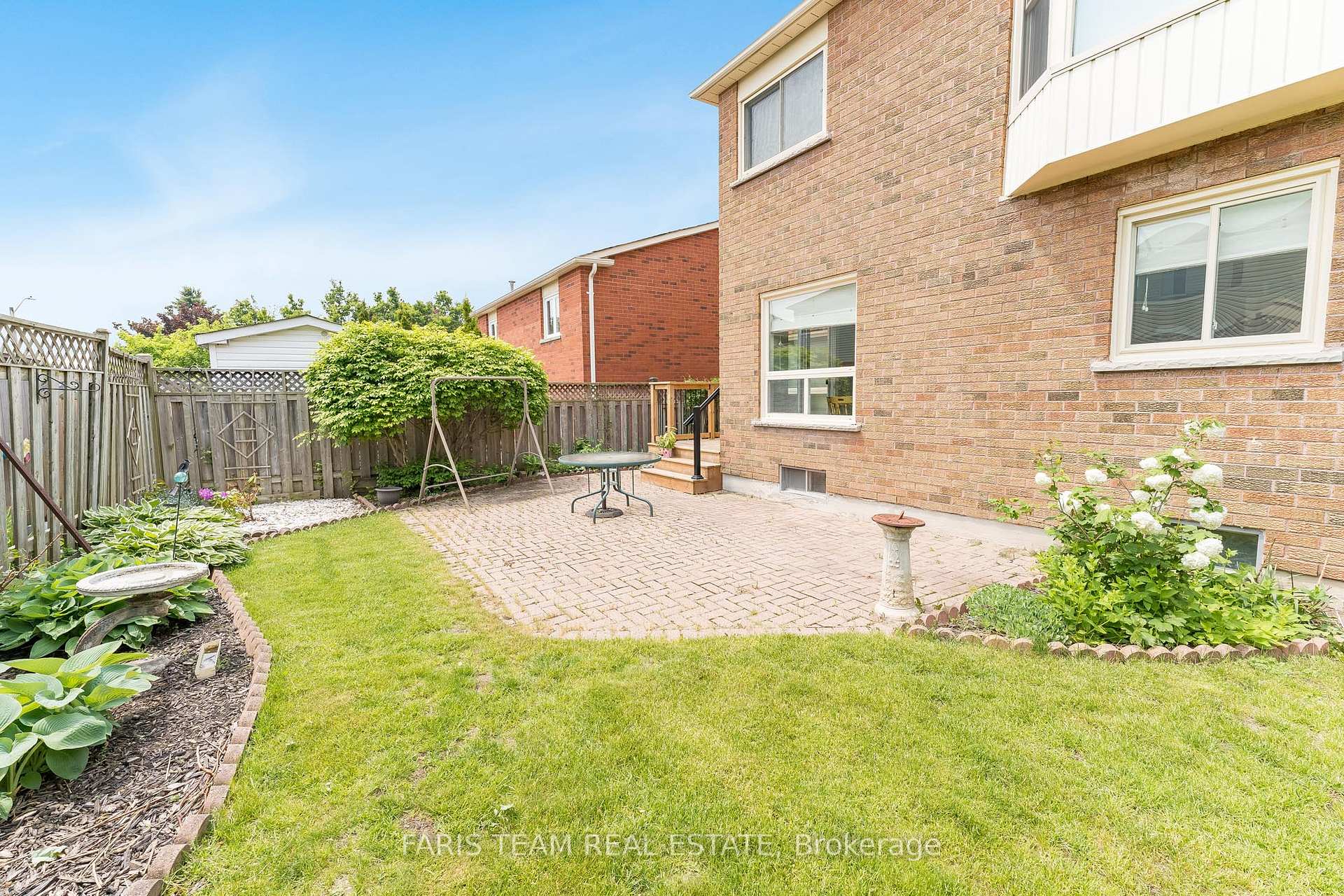 Photo 26 of 43 McDougall Drive, Barrie, West Bayfield — HOMEH