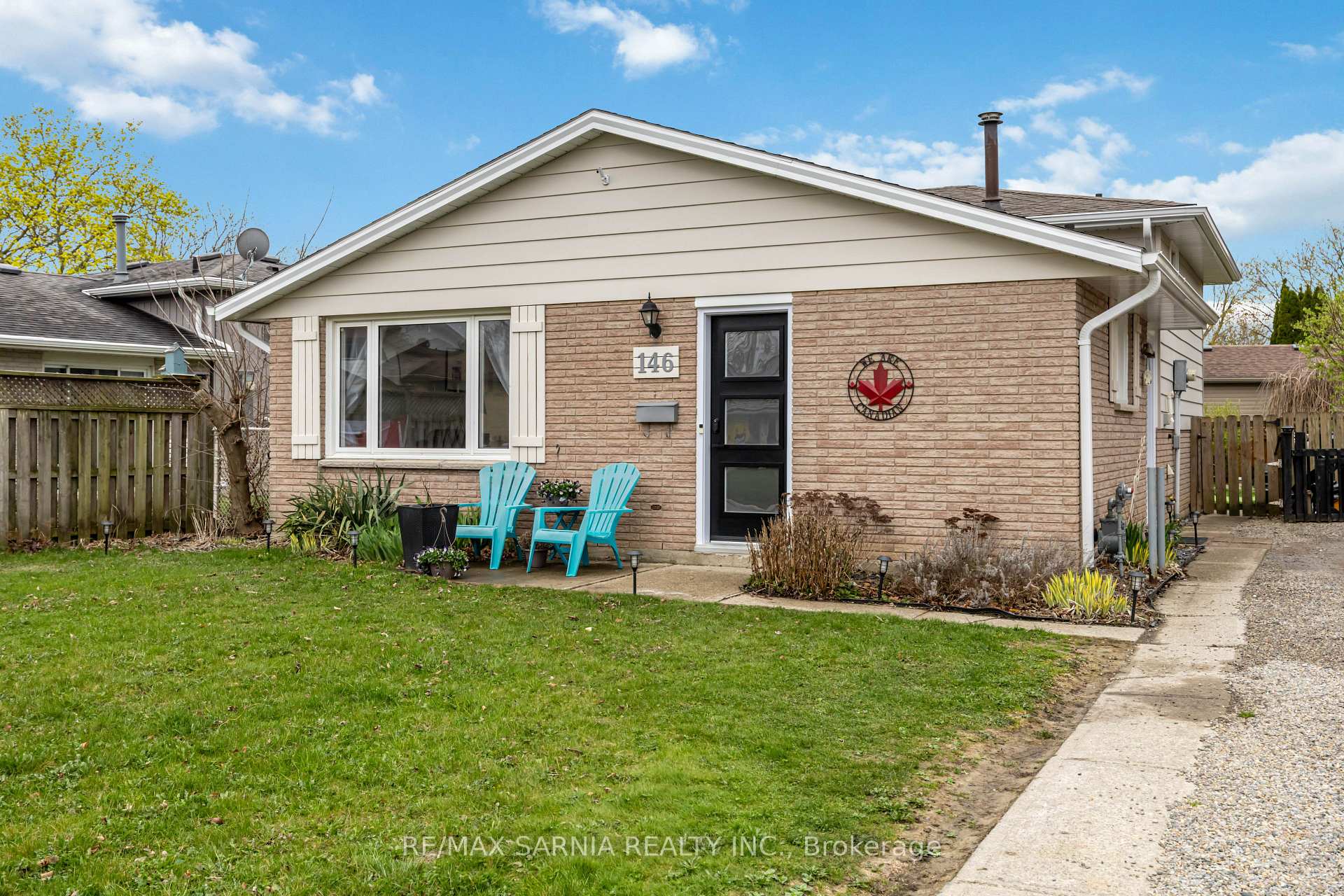 Photo 2 of 146 Michener Road, Chatham-Kent, Chatham — HOMEH