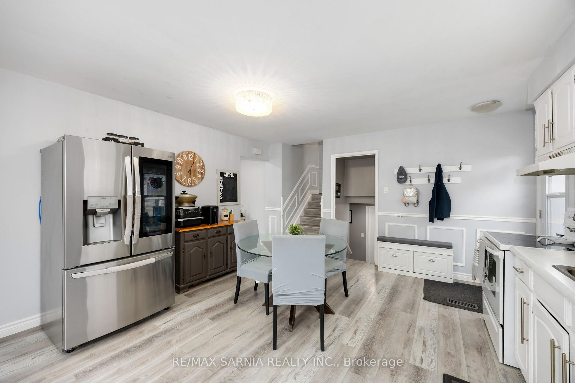 Photo 7 of 146 Michener Road, Chatham-Kent, Chatham — HOMEH