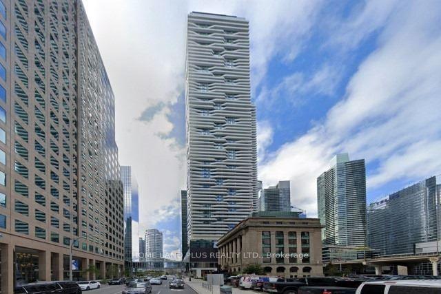 Photo 8 of Unit 2206, 88 Harbour Street E, Toronto, Waterfront Communities — HOMEH