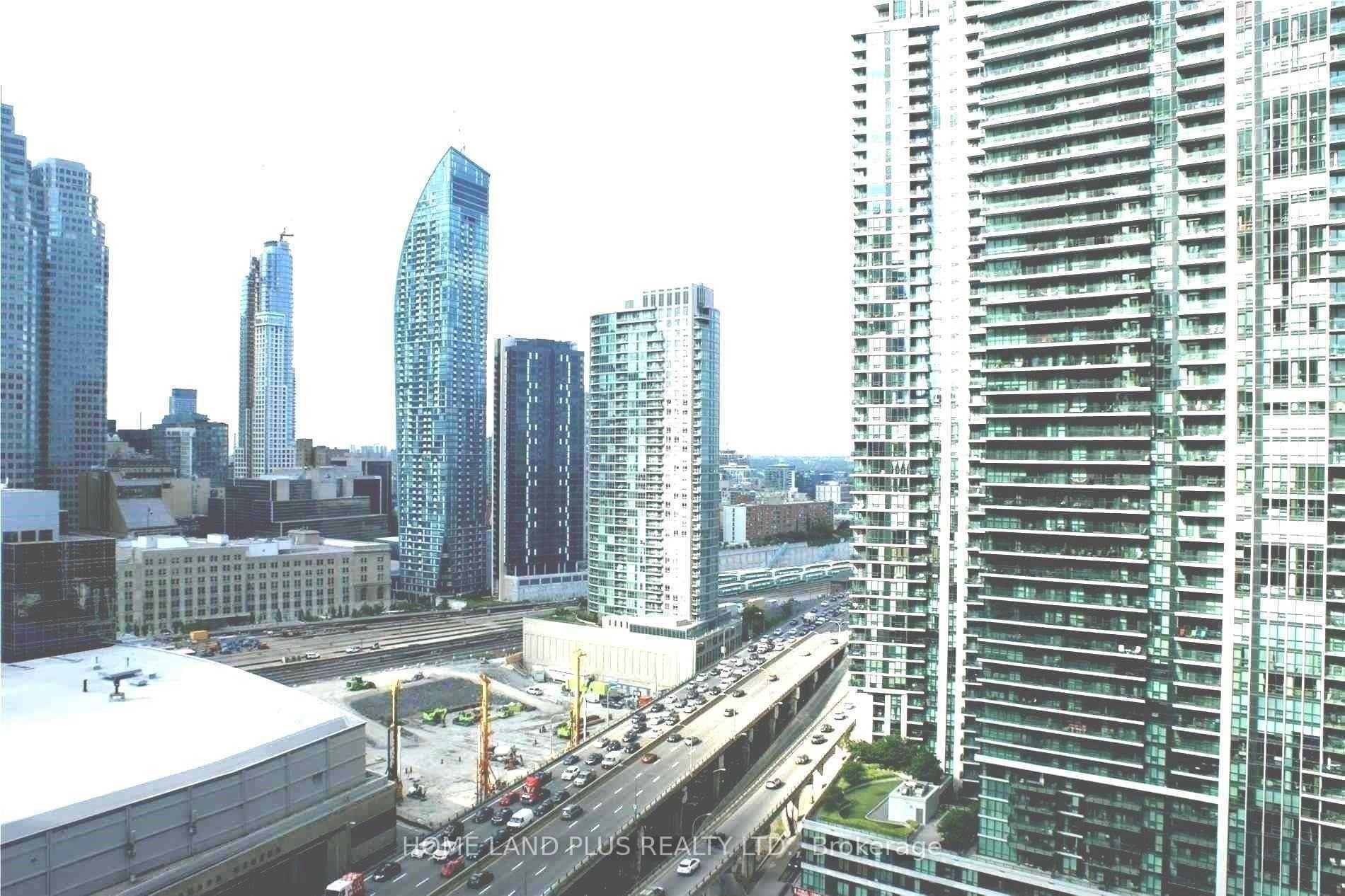 Photo 12 of Unit 2206, 88 Harbour Street E, Toronto, Waterfront Communities — HOMEH