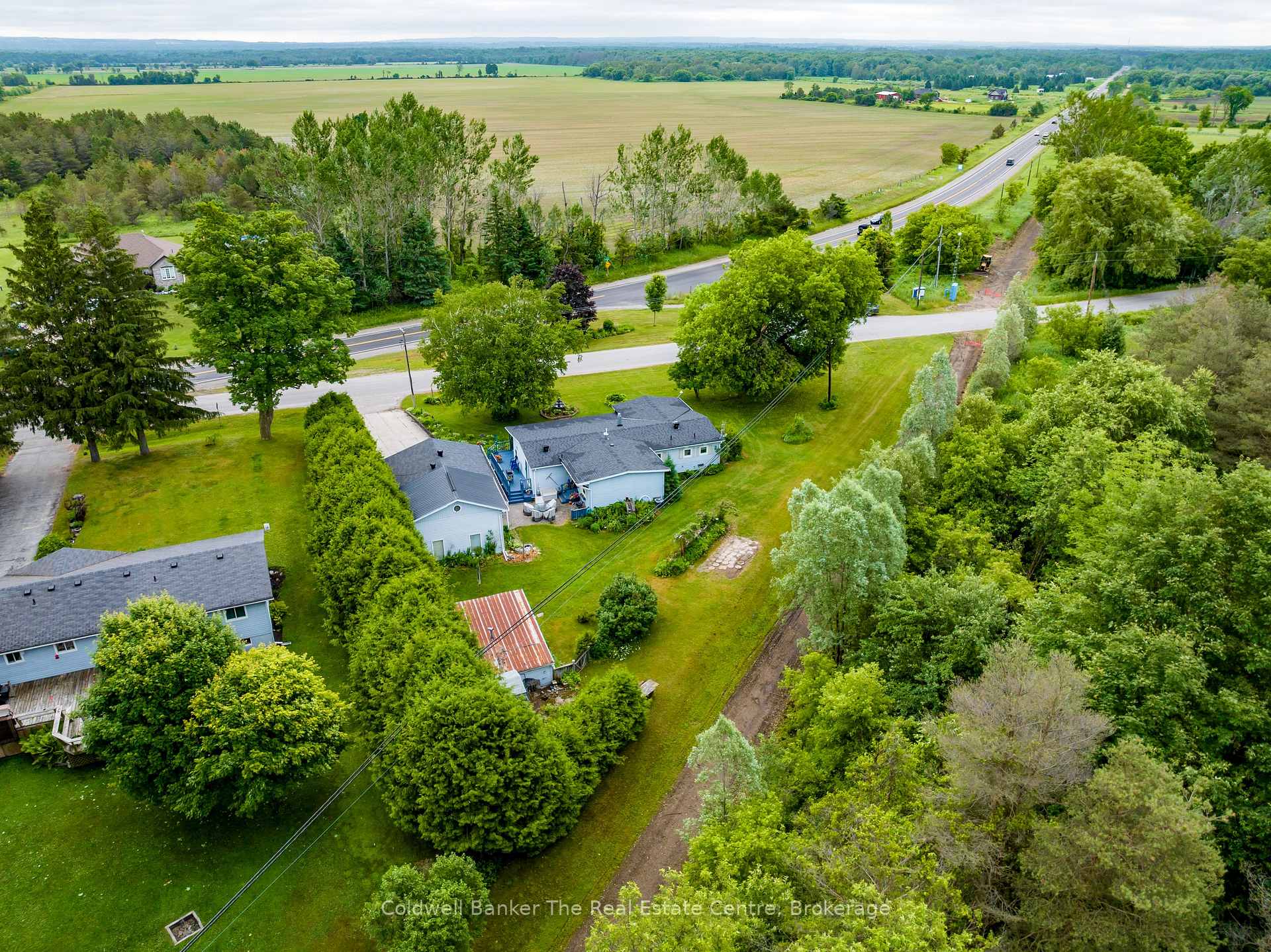 Photo 6 of 3354 McCarthy Drive, Clearview, Brentwood — HOMEH
