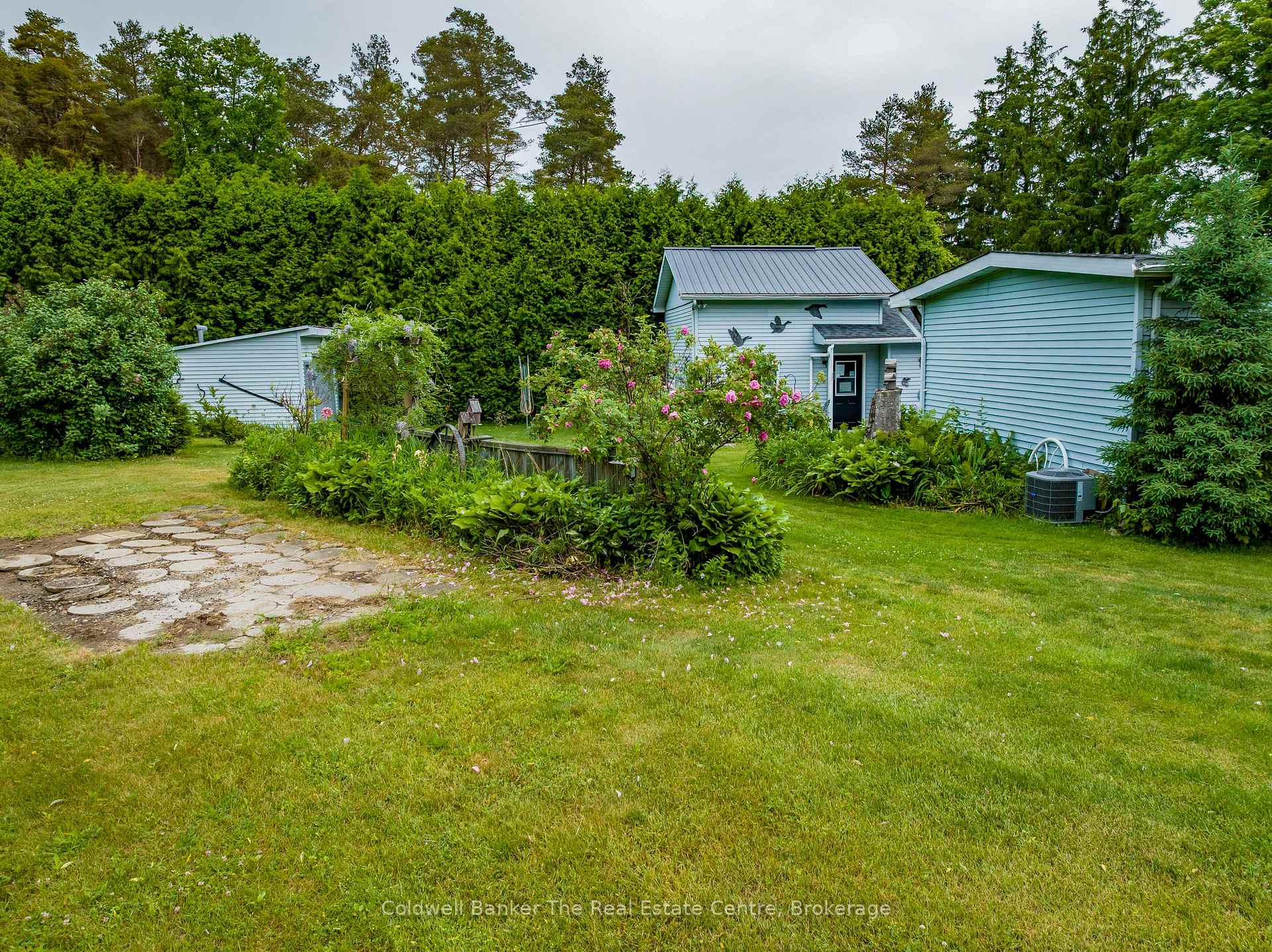 Photo 9 of 3354 McCarthy Drive, Clearview, Brentwood — HOMEH