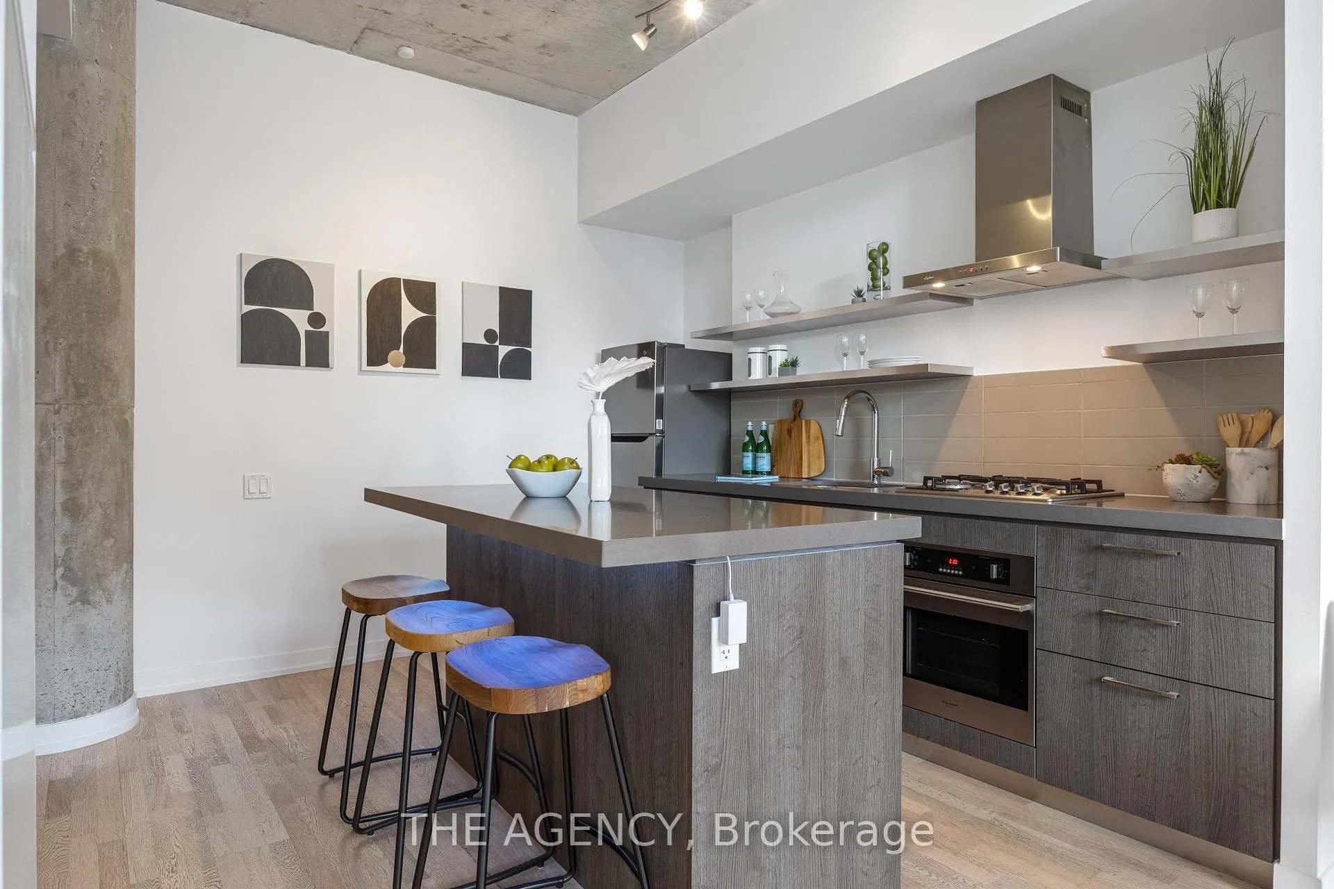 Photo 9 of Unit 1011, 560 King Street W, Toronto, Waterfront Communities — HOMEH