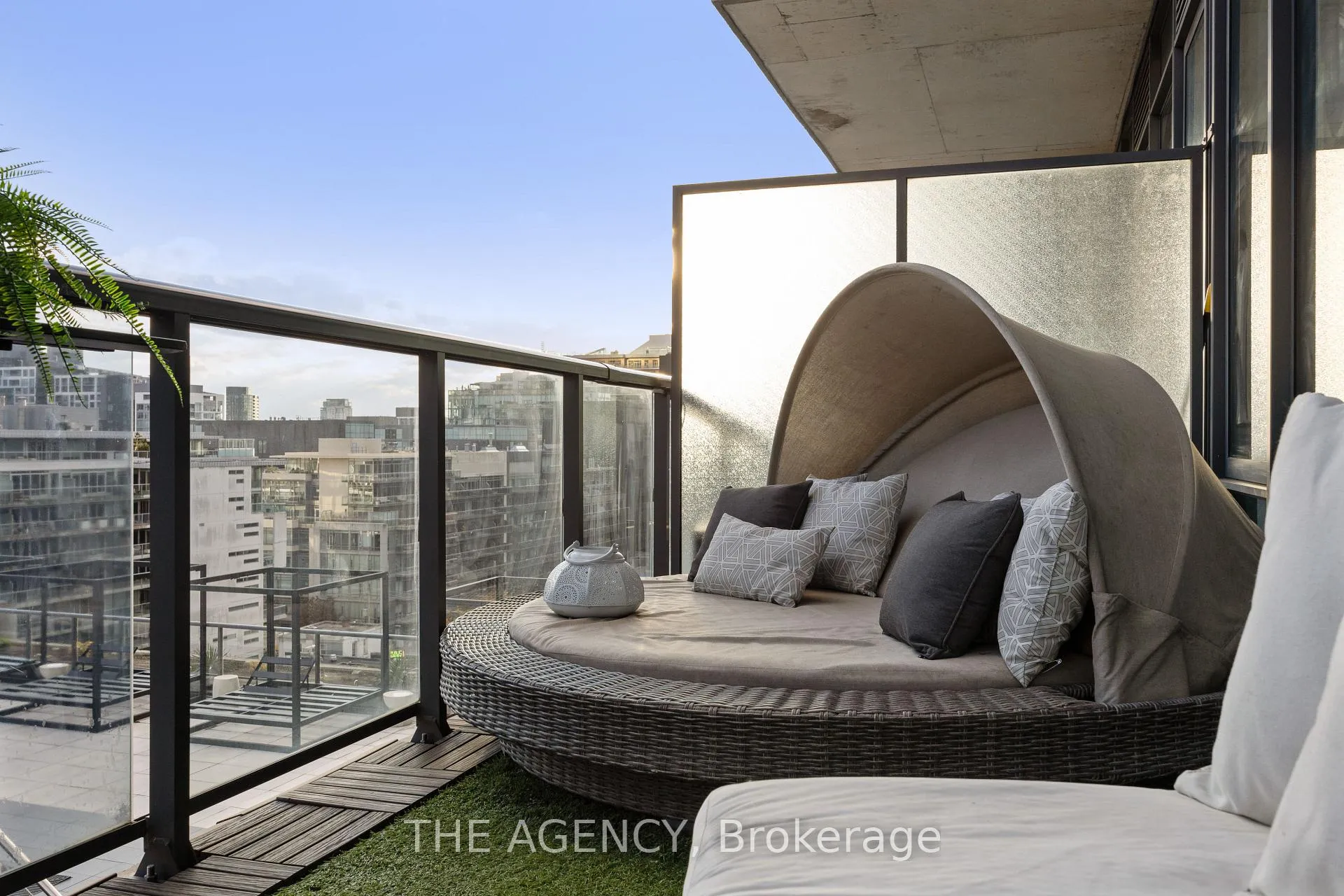 Photo 21 of Unit 1011, 560 King Street W, Toronto, Waterfront Communities — HOMEH