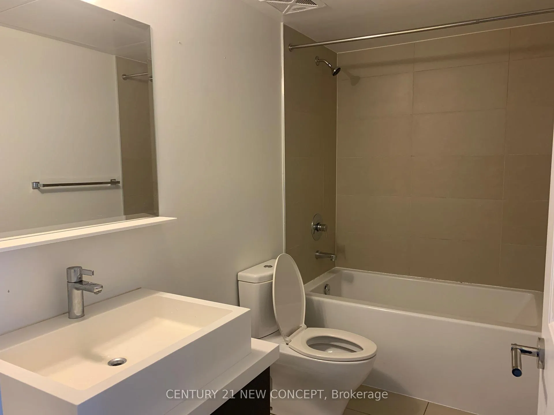 Photo 9 of Unit 3806, 1080 Bay Street, Toronto, Bay Street Corridor — HOMEH