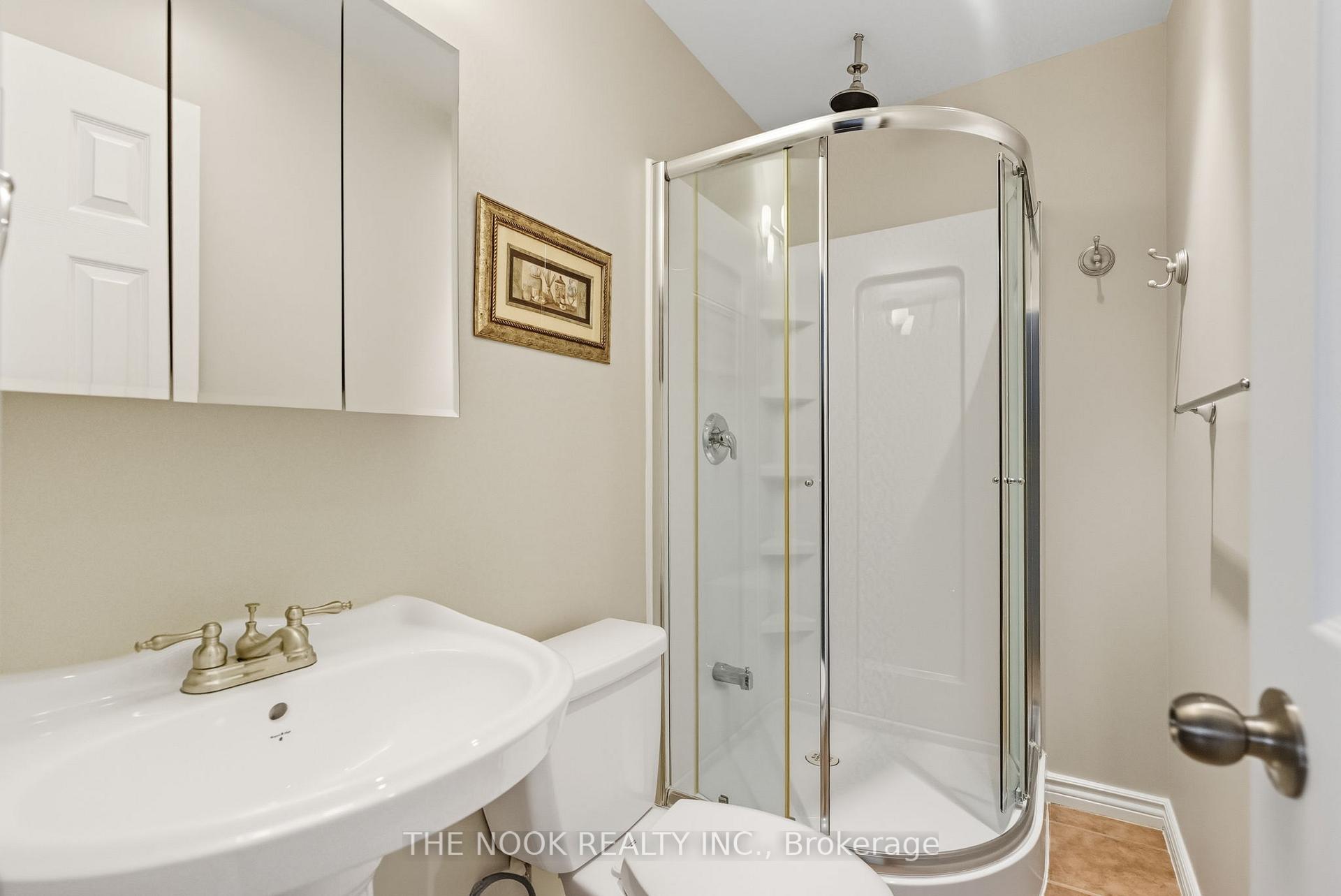 Photo 19 of 60 Landerville Lane, Clarington, Bowmanville — HOMEH