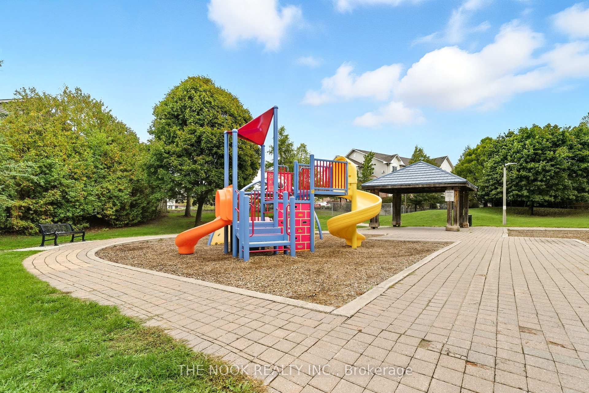 Photo 43 of 60 Landerville Lane, Clarington, Bowmanville — HOMEH