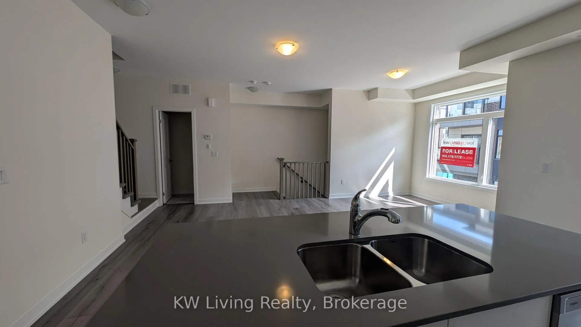 Photo 6 of Unit 910, 1695 Dersan Street, Pickering, Duffin Heights — HOMEH
